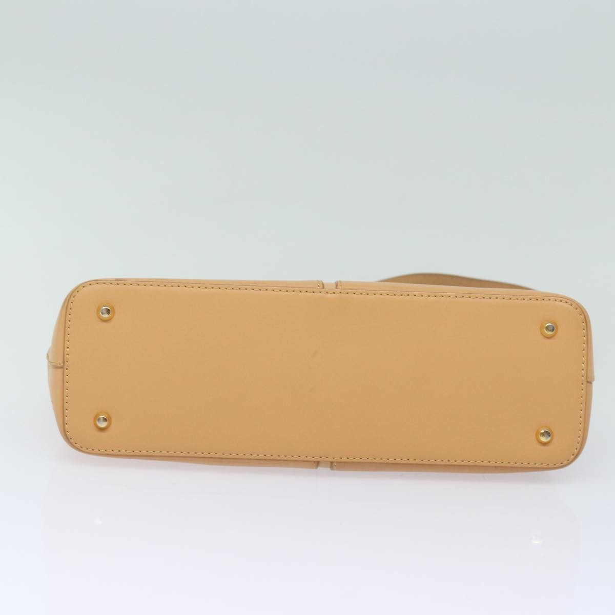 Burberry Vintage Leather Beige Leather Shoulder Bag Bag (Pre-Owned)