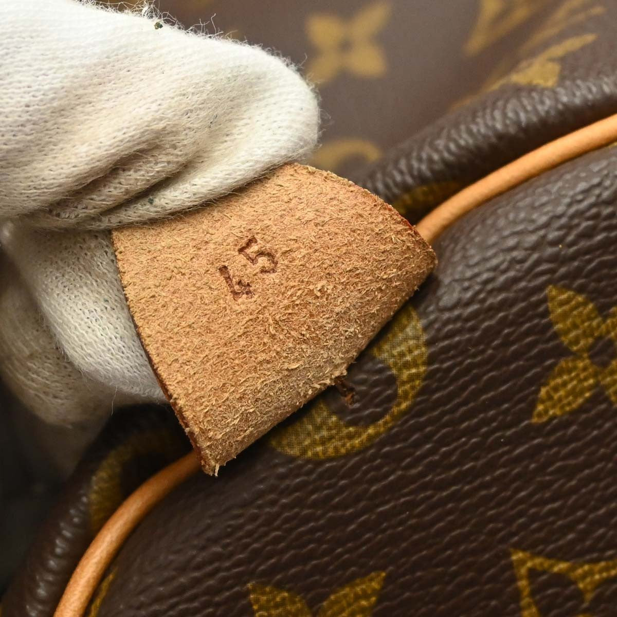 Louis Vuitton Keepall Monogram Canvas Brown Canvas Travel Bag Bag (Pre-Owned)