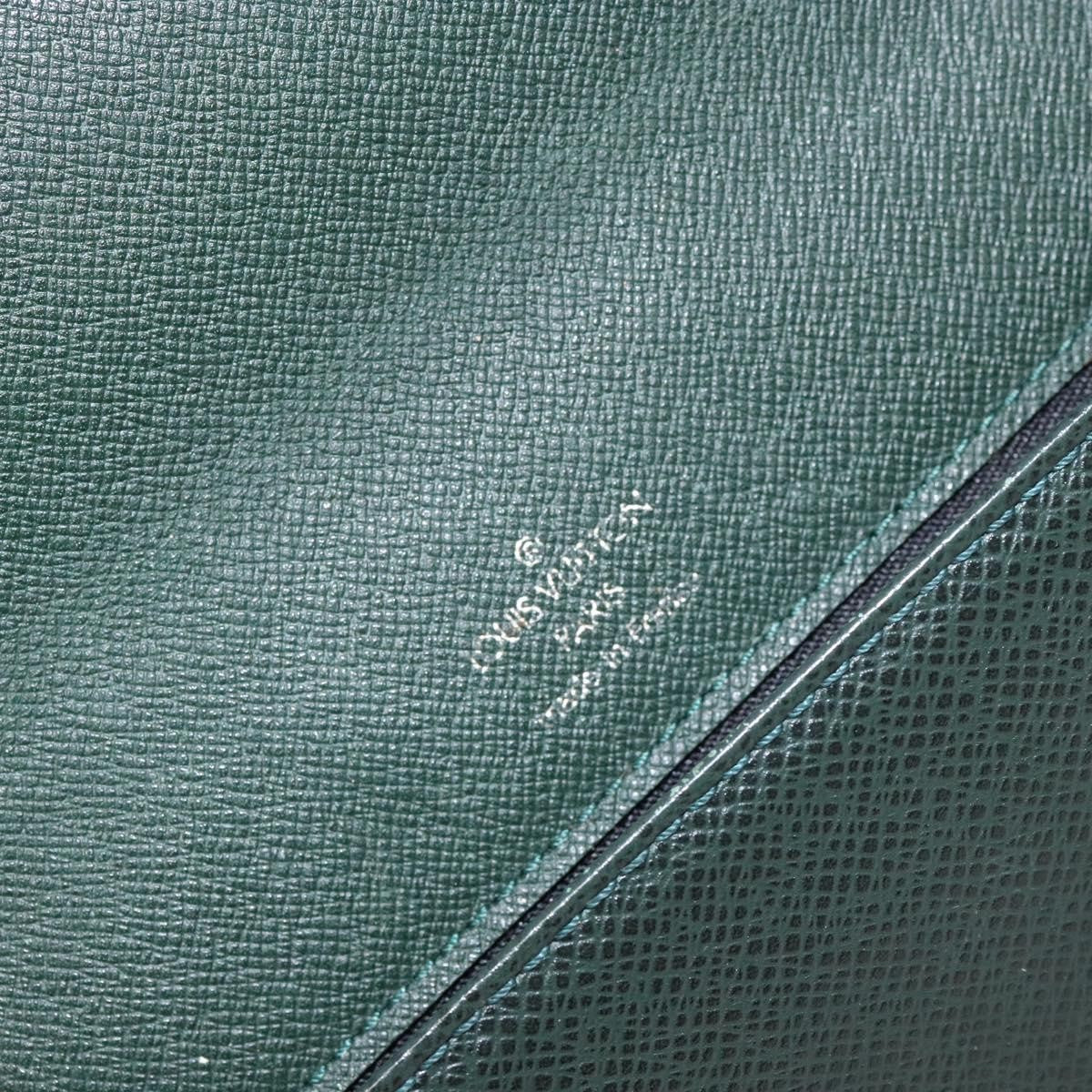 Louis Vuitton Serviette Kourad Taiga Leather Green Leather Clutche & Pouche Bag (Pre-Owned)
