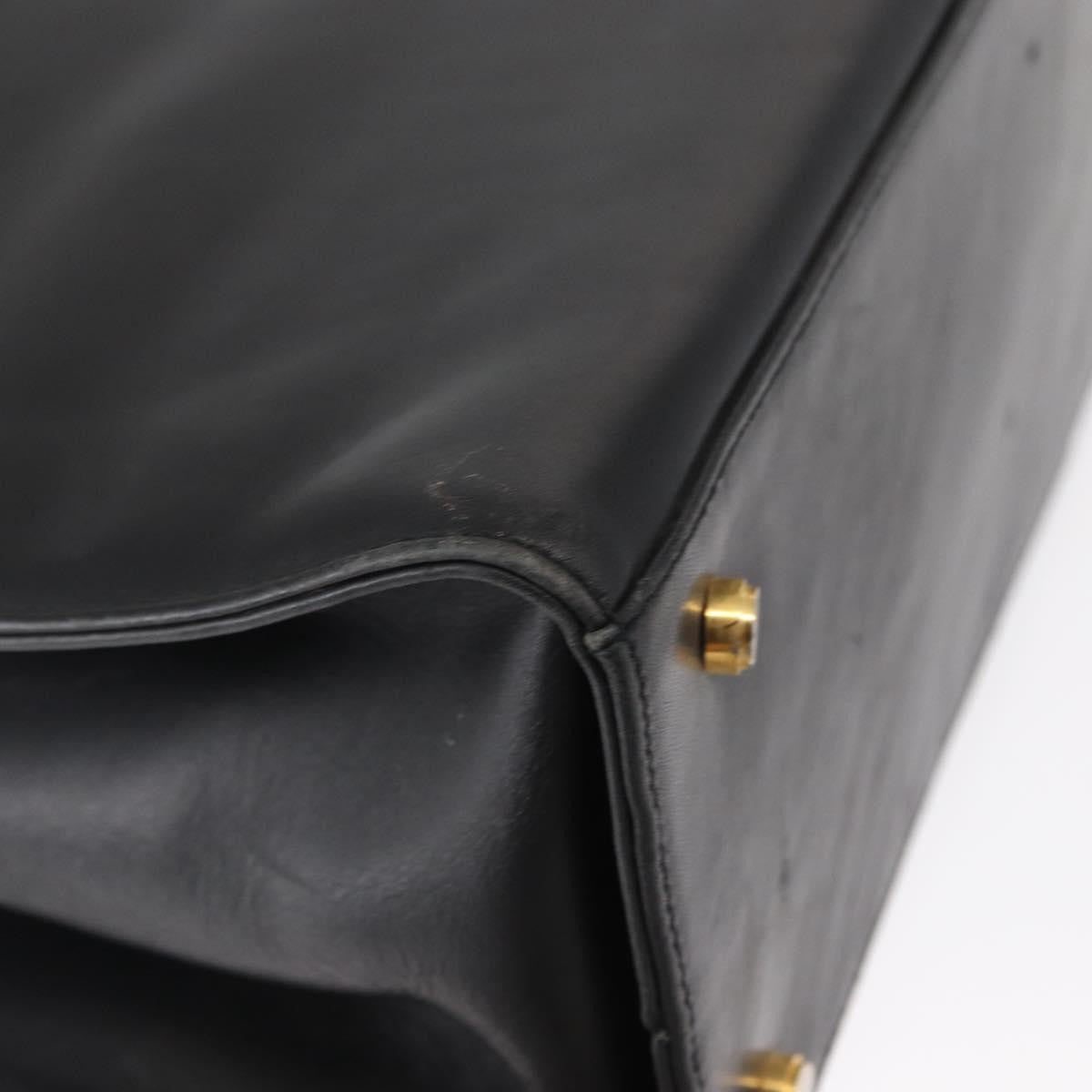Salvatore Ferragamo Gancini Leather Black Leather Shoulder Bag Bag (Pre-Owned)