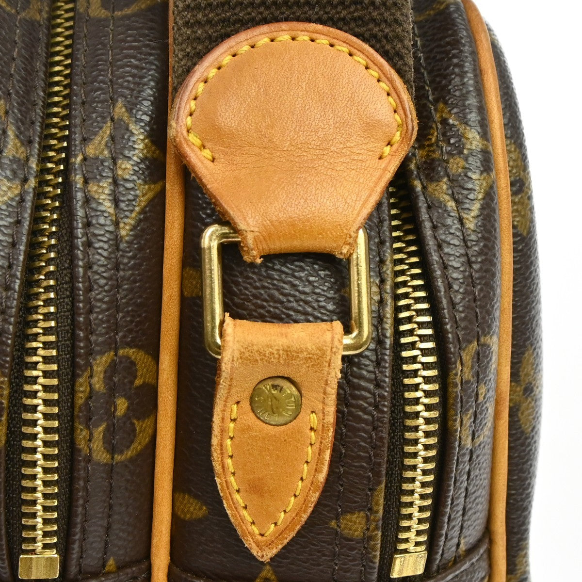 Louis Vuitton Reporter Monogram Brown Canvas Shoulder Bag Bag (Pre-Owned)