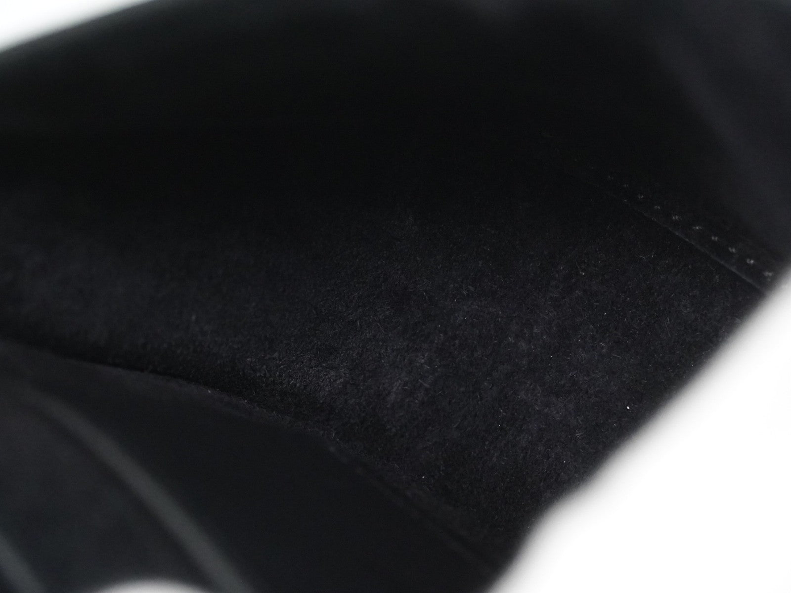 Saint Laurent Kaia Leather Black Leather Shoulder Bag Bag (Pre-Owned)