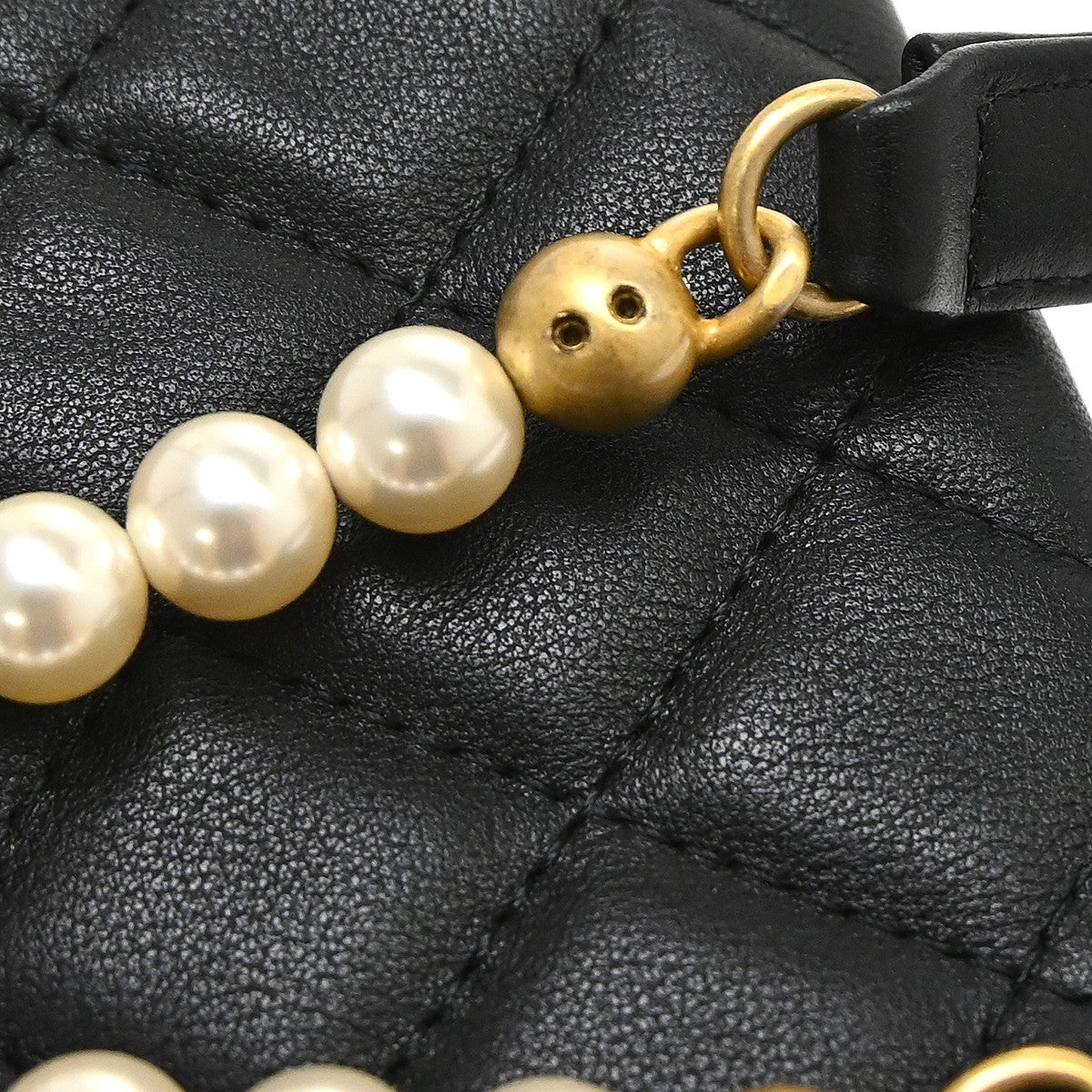 Chanel About Pearls Flap Card Holder With Chain Lambskin Black Leather Shoulder Bag Bag (Pre-Owned)