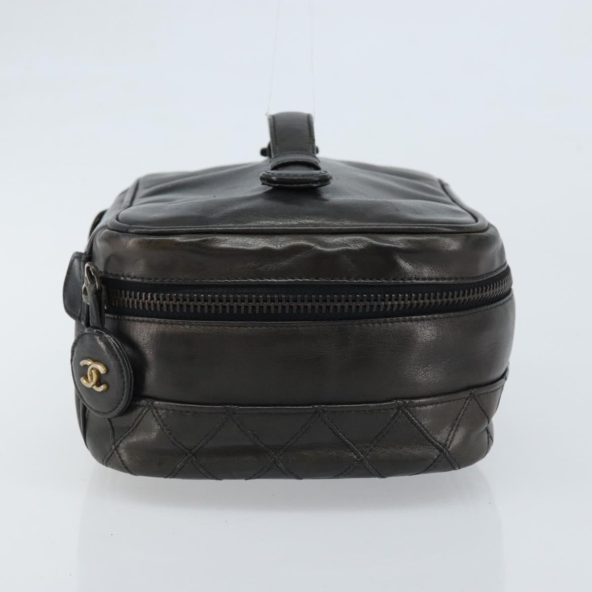 Chanel Vintage Cosmetic Case Lambskin Black Leather Clutche & Pouche Bag (Pre-Owned)