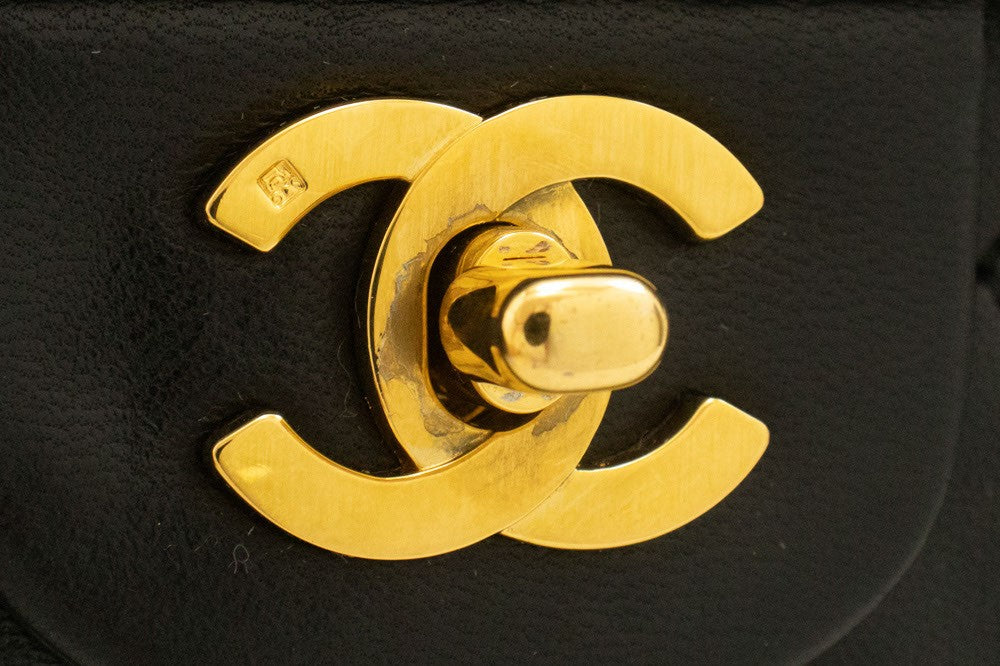 Chanel Vintage Classic Double Flap Quilted Lambskin Black Leather Shoulder Bag Bag (Pre-Owned)