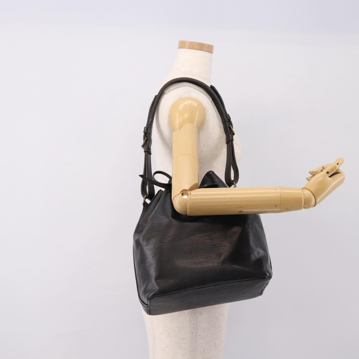 Louis Vuitton Petit Noe Epi Leather Black Leather Shoulder Bag Bag (Pre-Owned)