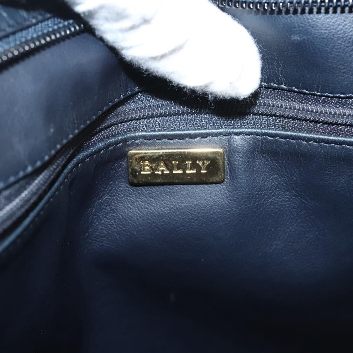 Bally Vintage Quilted Leather Navy Leather Shoulder Bag Bag (Pre-Owned)