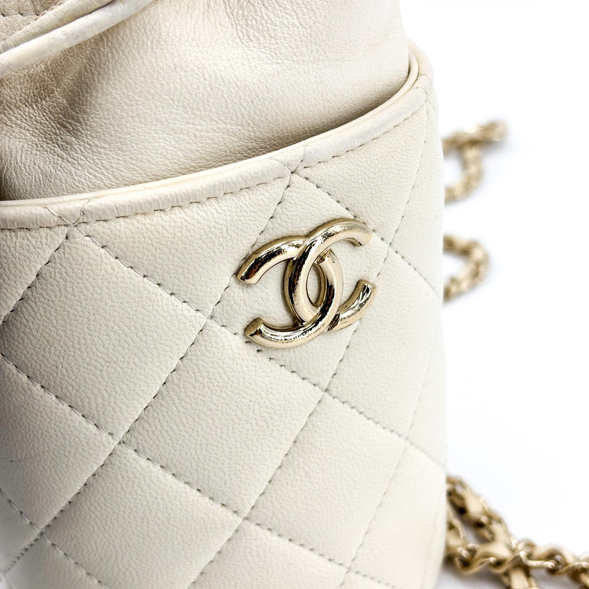 Chanel Drawstring Bucket With Chain Quilted Lambskin Gold Leather Shoulder Bag Bag (Pre-Owned)