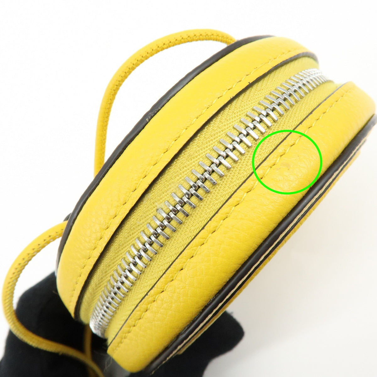 Fendi Vintage Ff Round Embossed Leather Yellow Leather Crossbody Bag Bag (Pre-Owned)