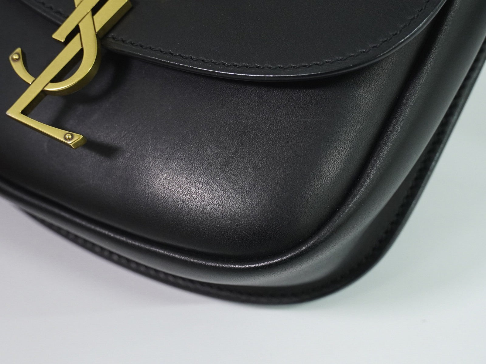 Saint Laurent Kaia Leather Black Leather Shoulder Bag Bag (Pre-Owned)
