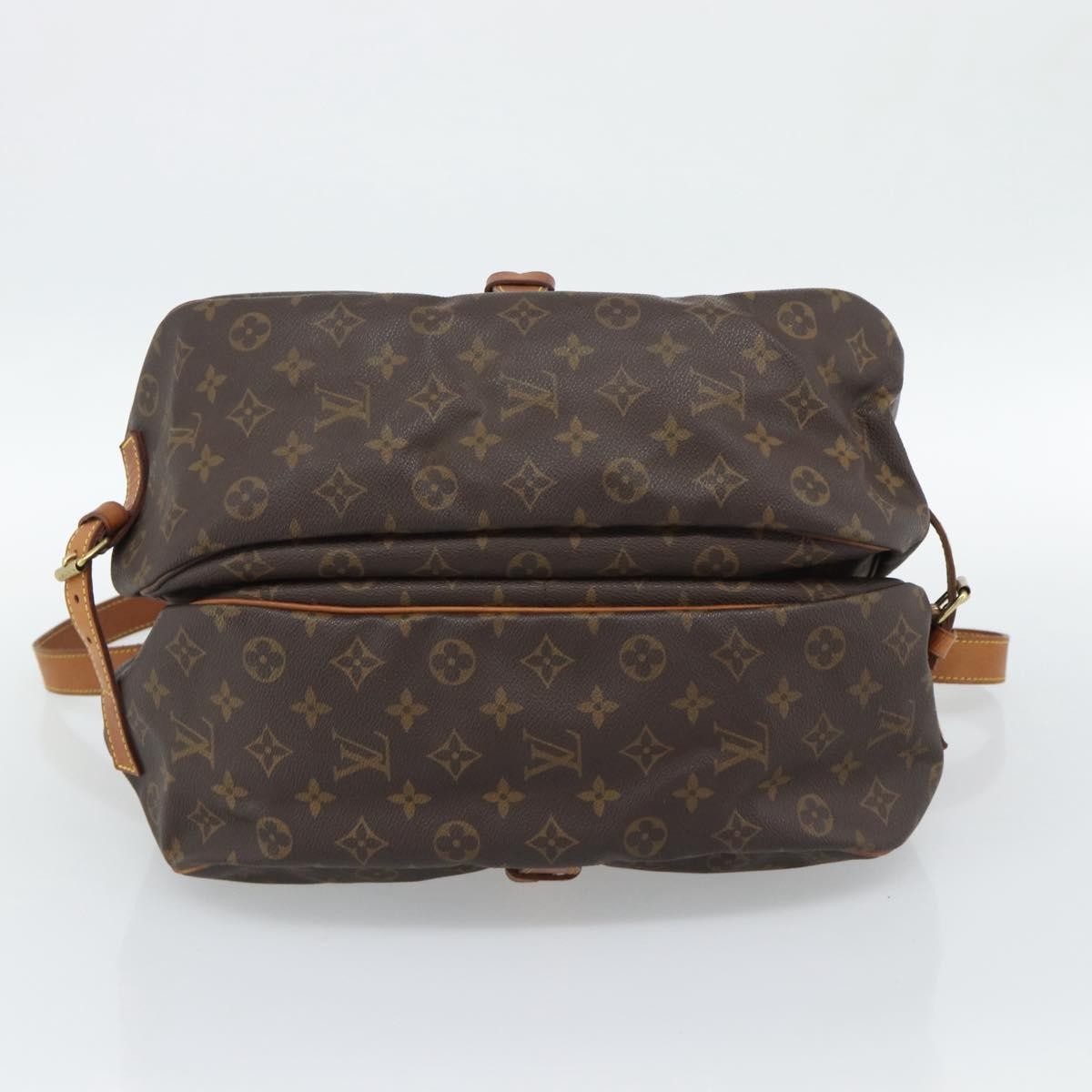 Louis Vuitton Saumur Canvas Brown Canvas Shoulder Bag Bag (Pre-Owned)
