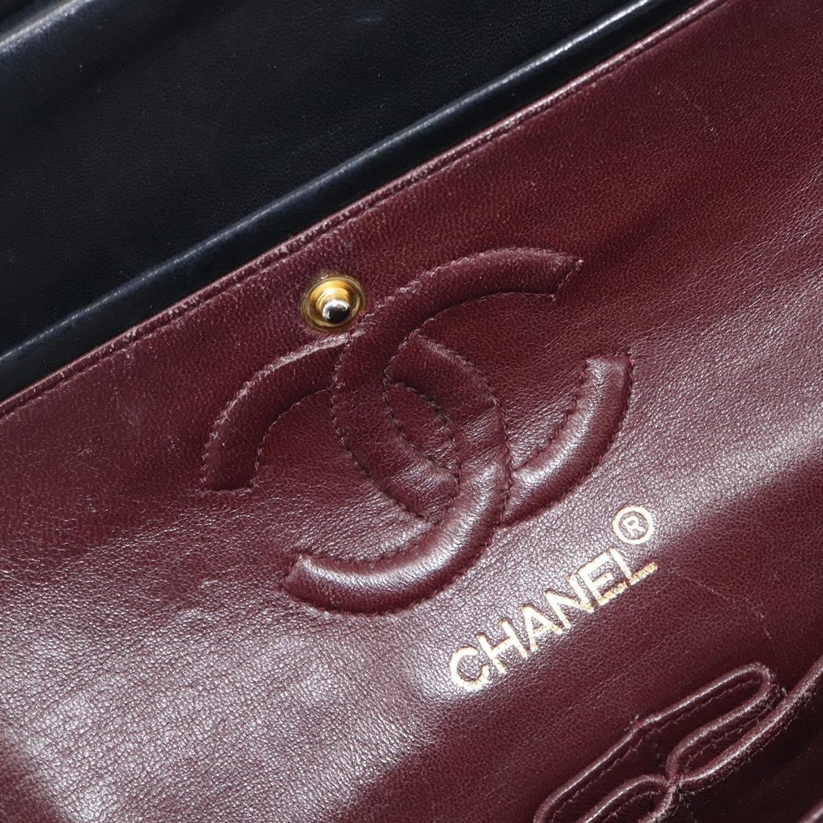 Chanel Vintage Classic Double Flap Quilted Lambskin Black Leather Shoulder Bag Bag (Pre-Owned)