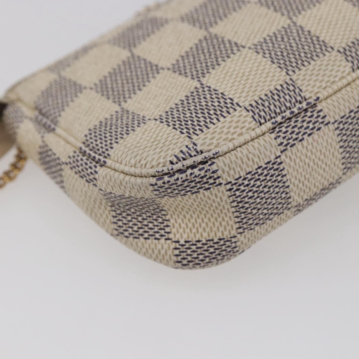 Louis Vuitton Mini Pochette Damier Beige Canvas Clutche & Pouche Bag (Pre-Owned)