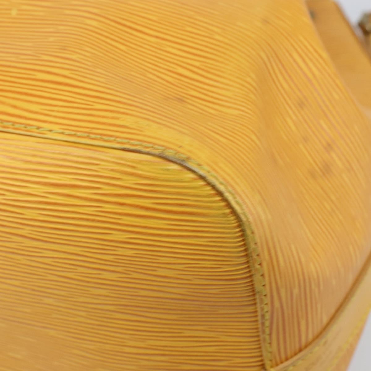 Louis Vuitton Petit Noe Epi Leather Yellow Leather Shoulder Bag Bag (Pre-Owned)