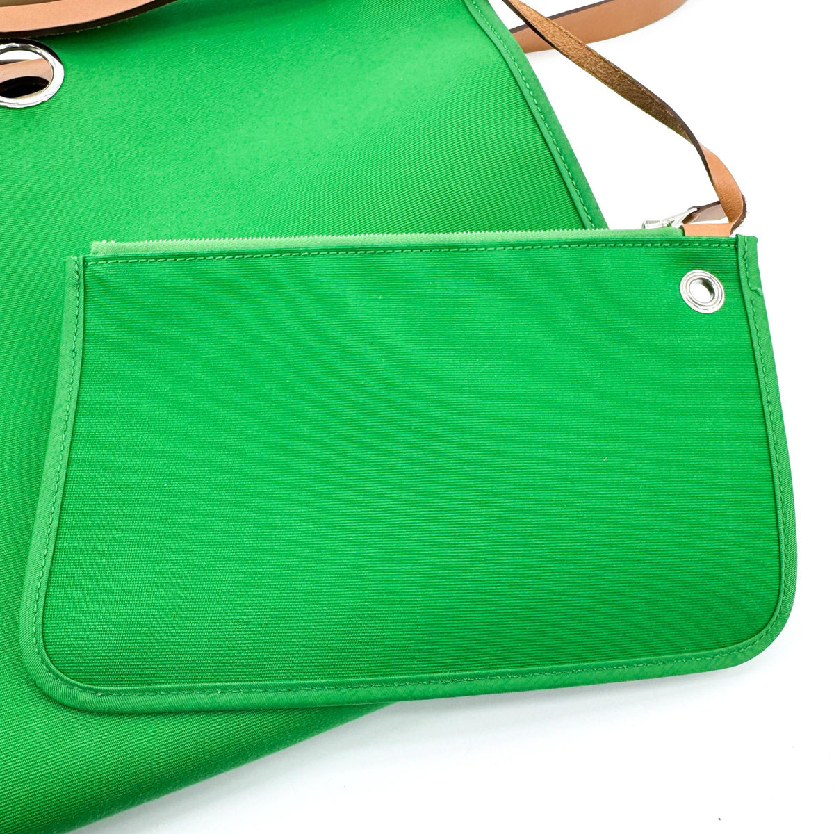 Hermes Herbag Toile And Leather Green Canvas Shoulder Bag Bag (Pre-Owned)