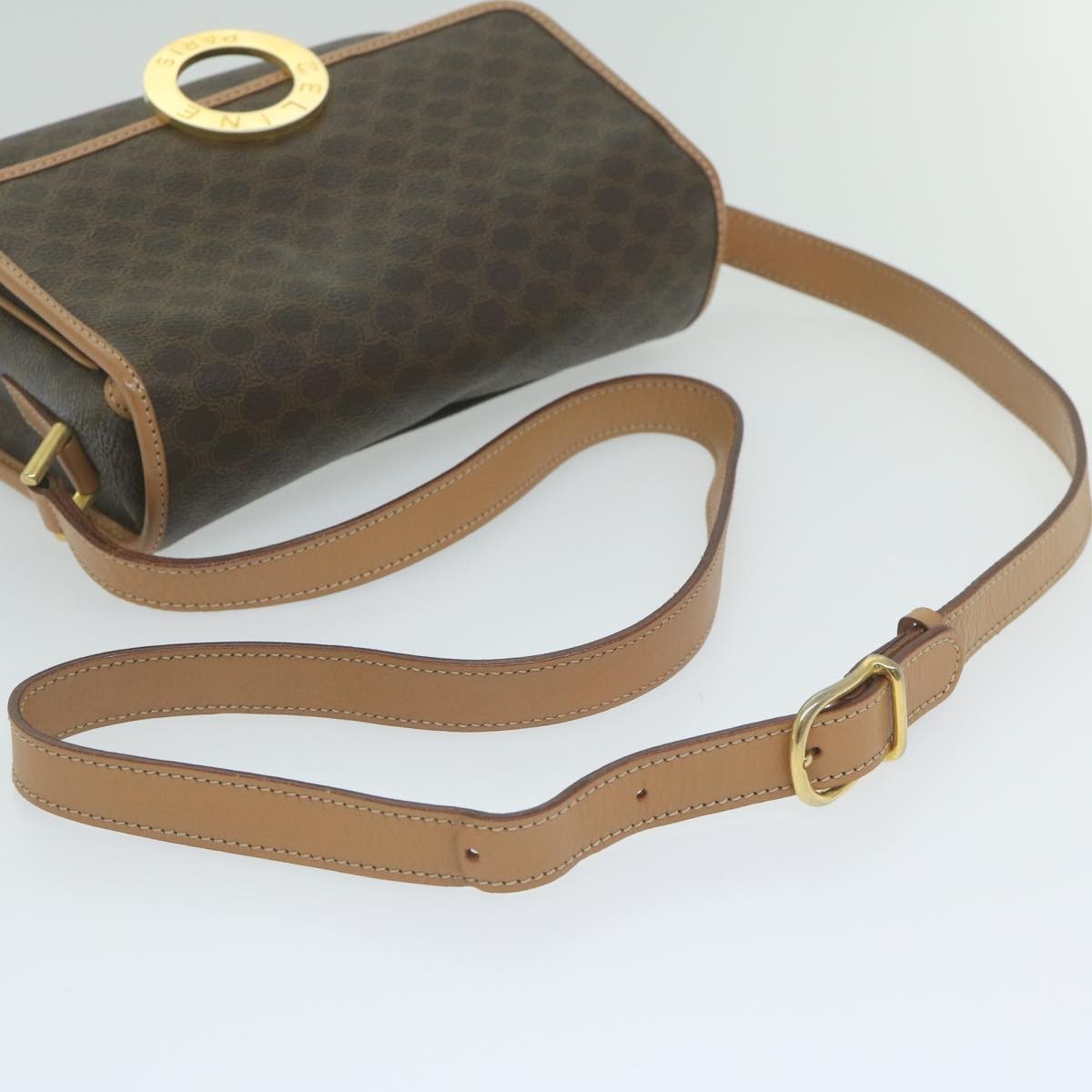 Celine Vintage Macadam Circle Logo Canvas And Leather Brown Canvas Shoulder Bag Bag (Pre-Owned)
