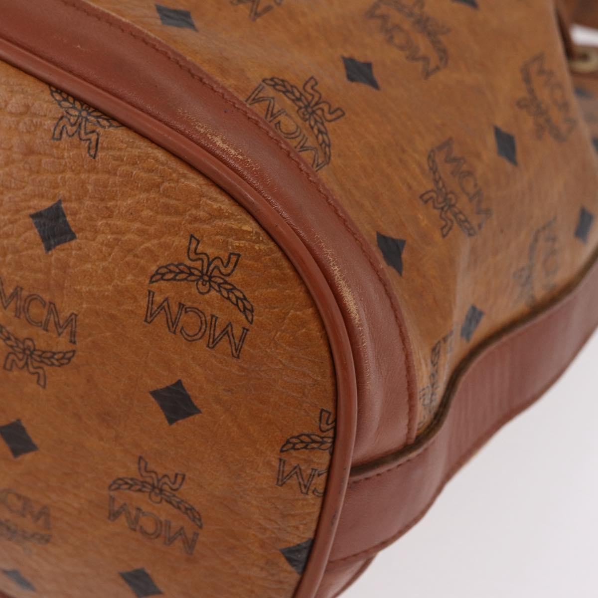 MCM Drawstring Leather Brown Leather Shoulder Bag Bag (Pre-Owned)