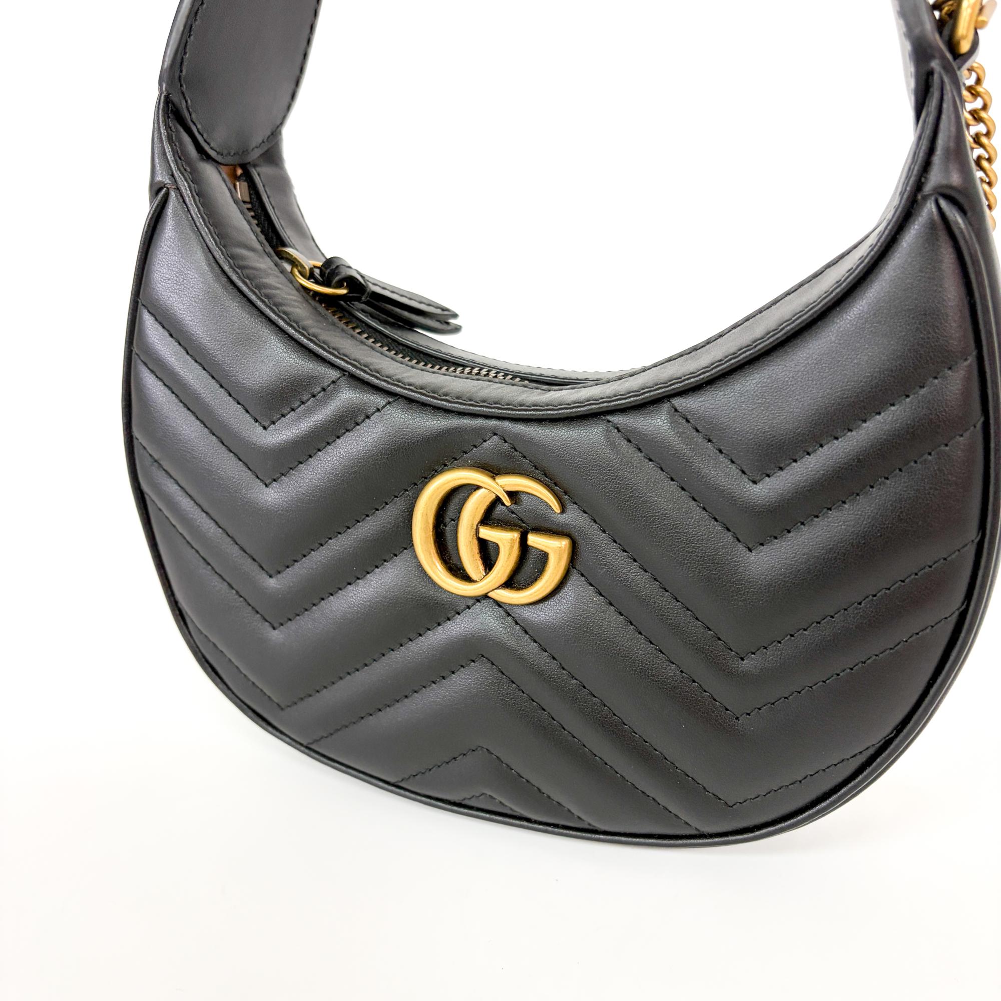 Gucci Gg Marmont Half Moon Hobo Matelasse Leather Black Leather Shoulder Bag Bag (Pre-Owned)