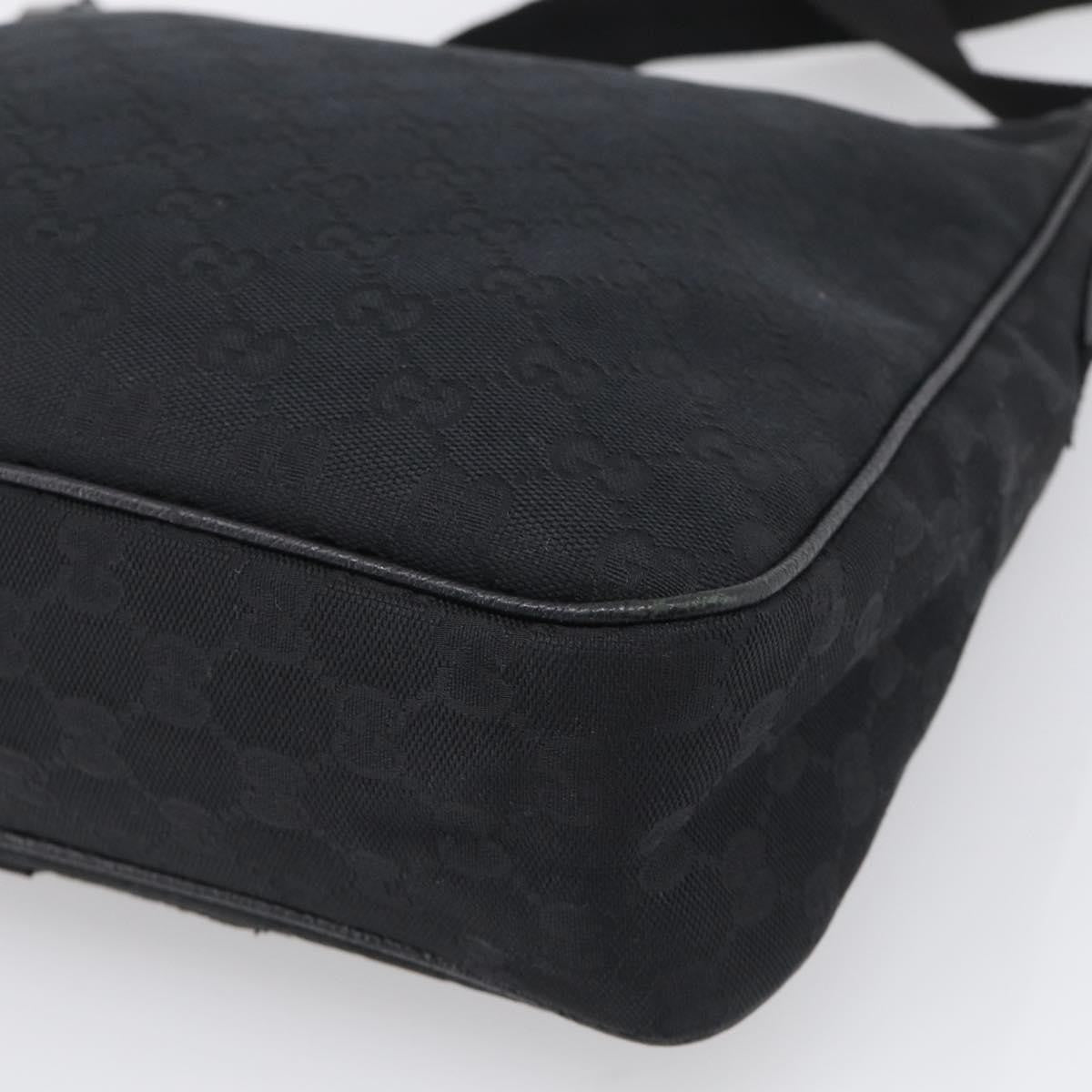Gucci Shoulder Canvas Black Canvas Shoulder Bag Bag (Pre-Owned)