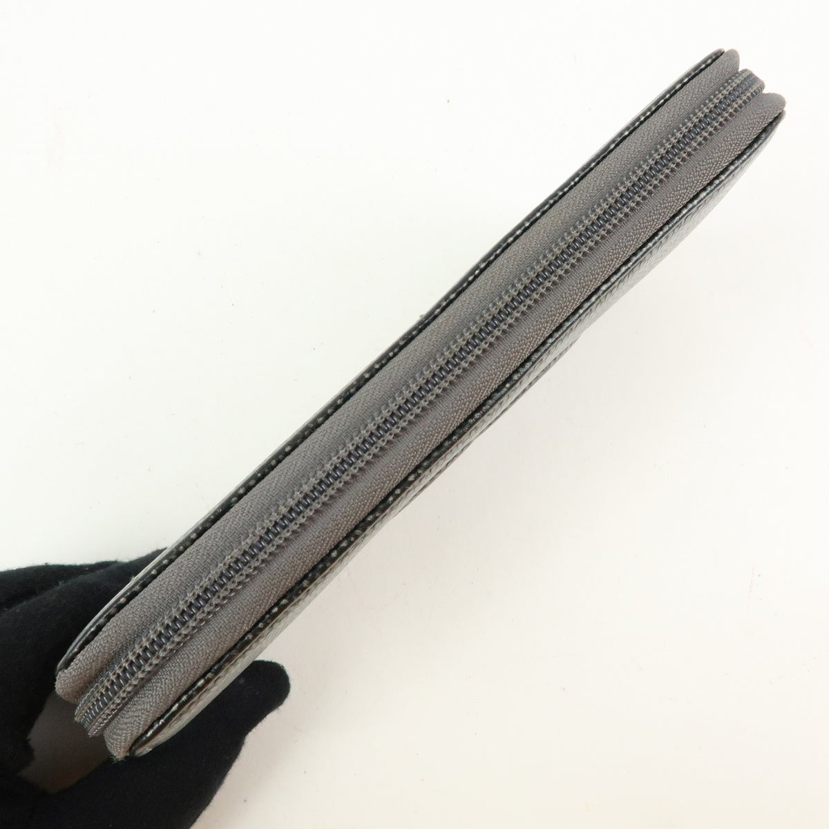 Chanel Vintage Timeless Zip Leather Metallic Crocodile_Skin Wallets Accessory (Pre-Owned)