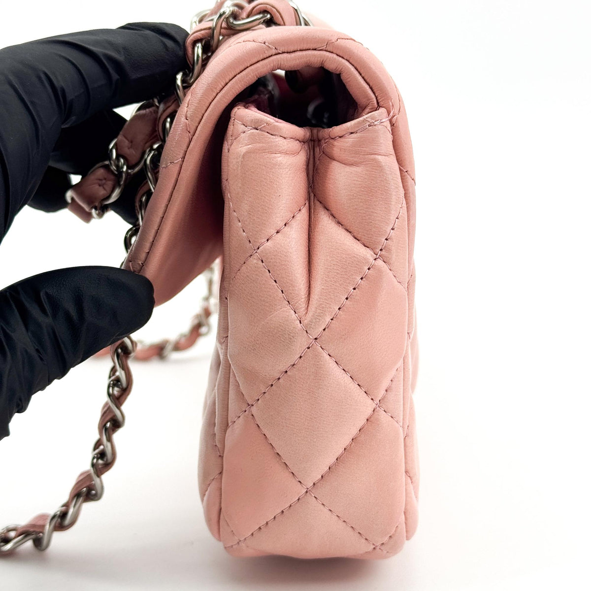 Chanel Classic Single Flap Quilted Lambskin Pink Leather Handbag (Pre-Owned)