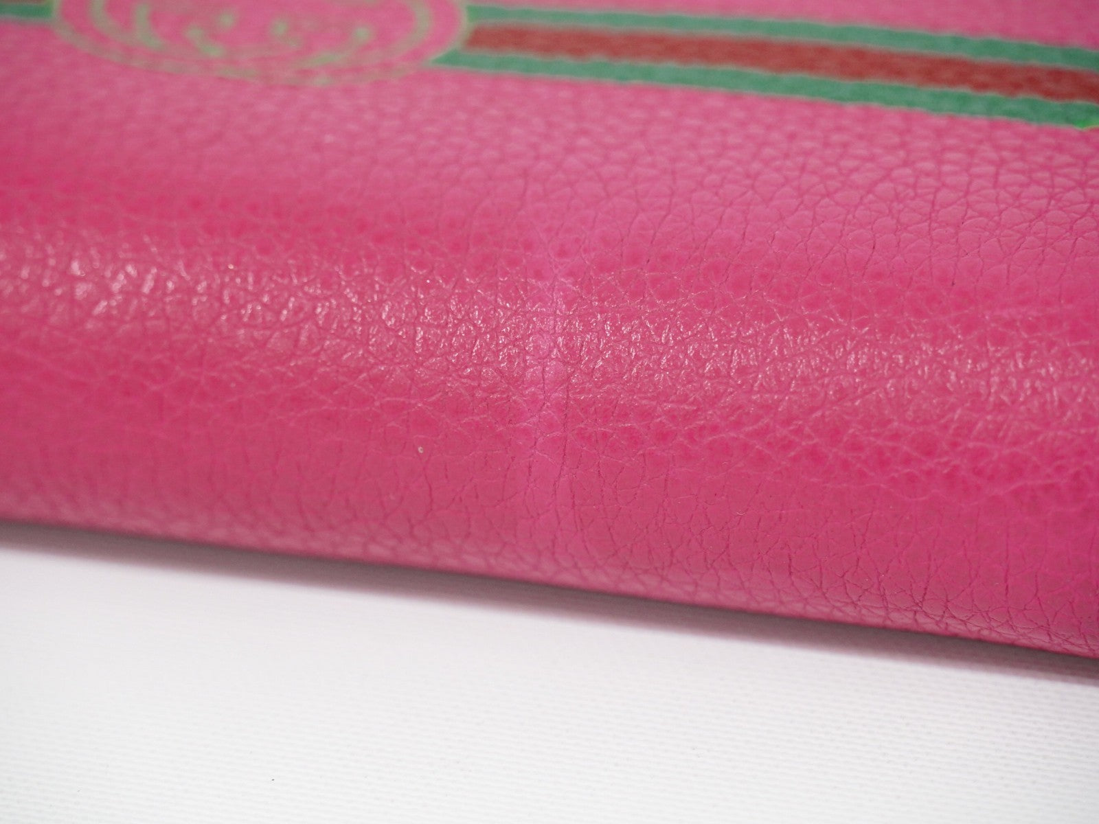 Gucci Vintage Logo Zip Around Leather Pink Leather Wallets Accessory (Pre-Owned)