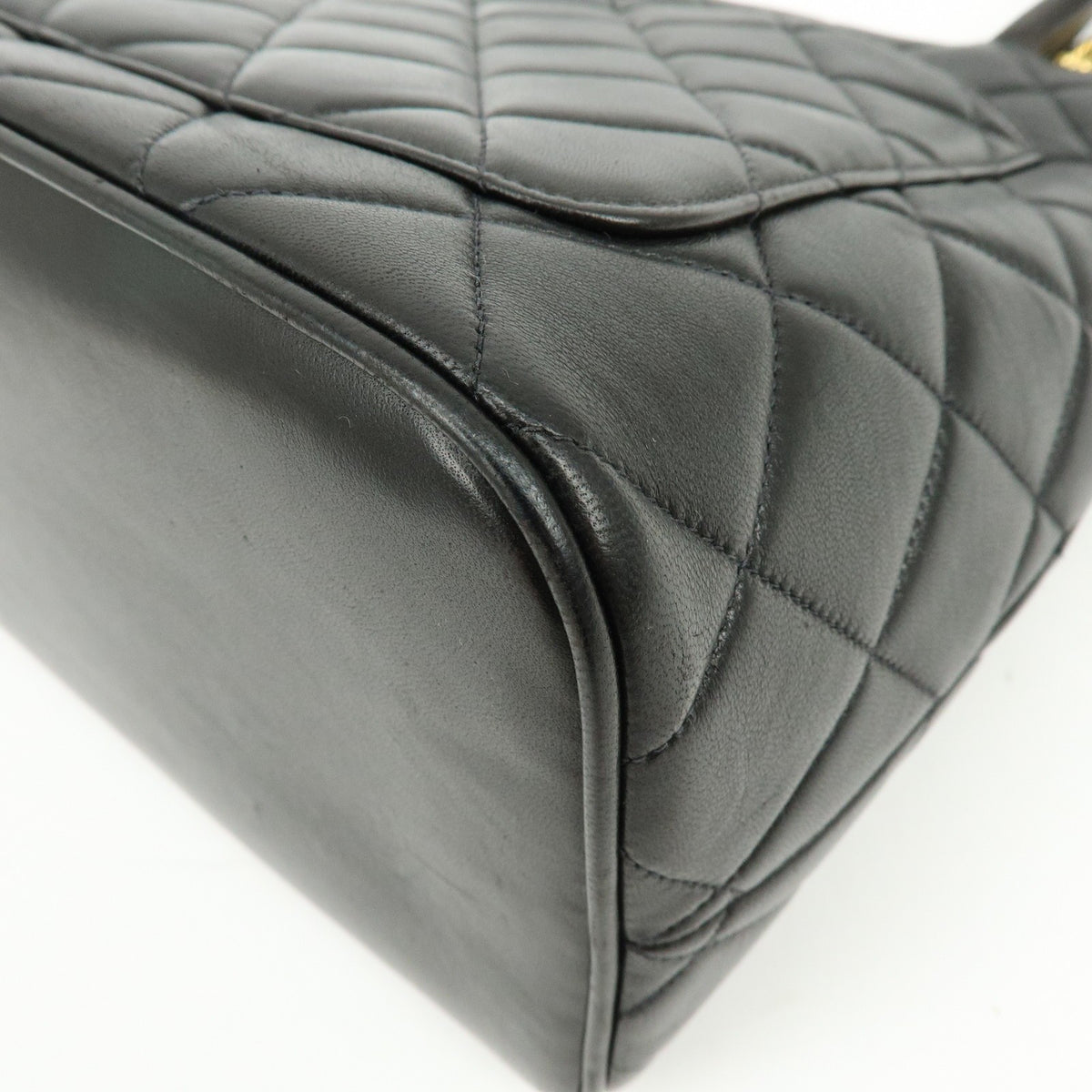 Chanel Medallion Quilted Caviar Black Calfskin Tote Bag Bag (Pre-Owned)