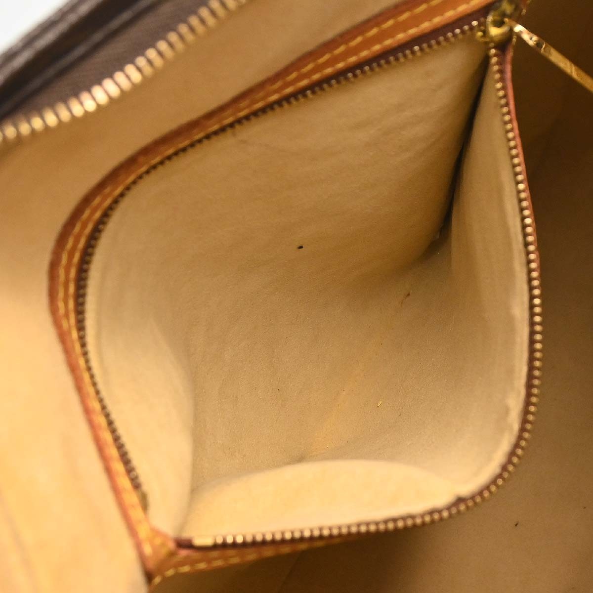 Louis Vuitton Looping Monogram Canvas Brown Canvas Handbag (Pre-Owned)