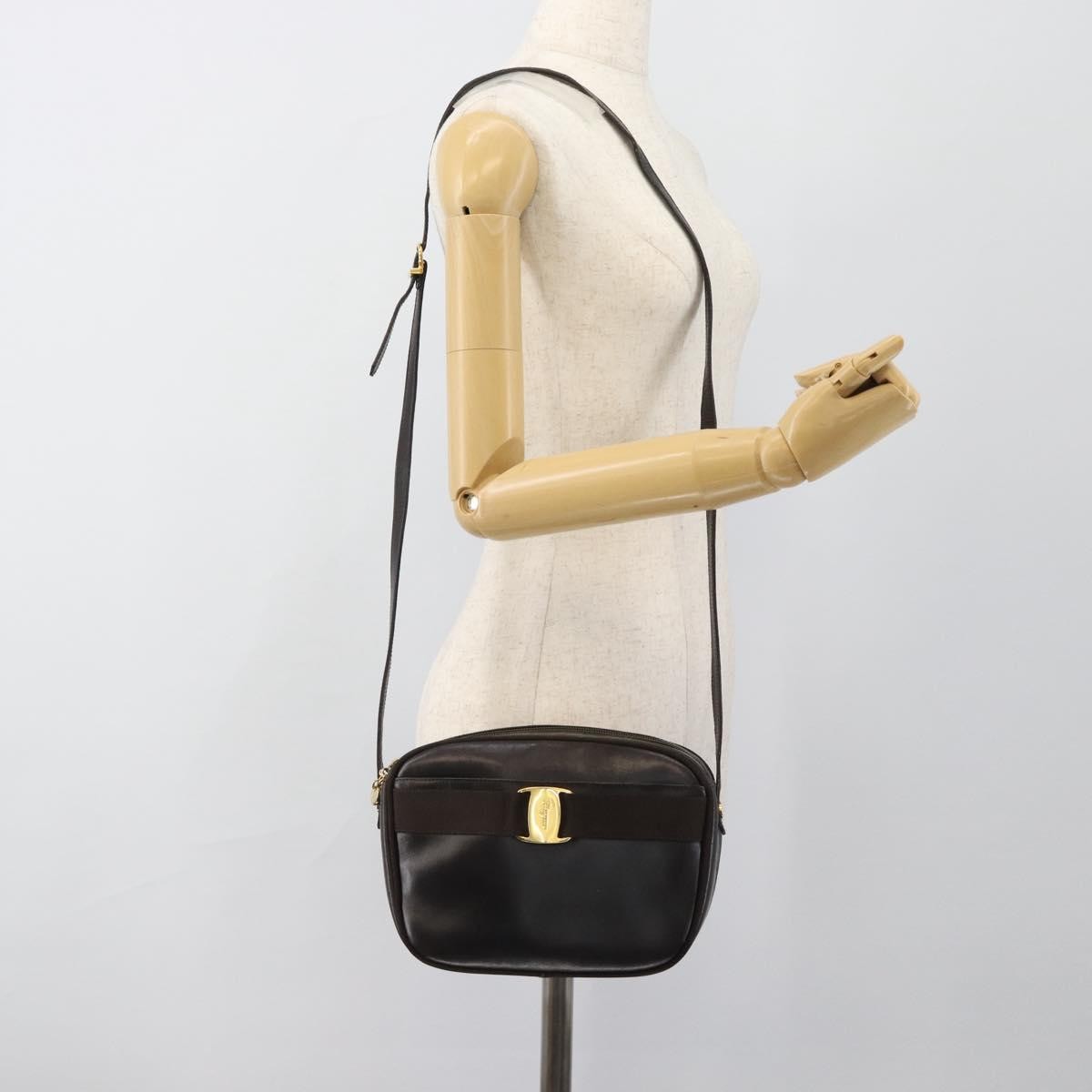 Salvatore Ferragamo Vala Leather Brown Leather Shoulder Bag Bag (Pre-Owned)