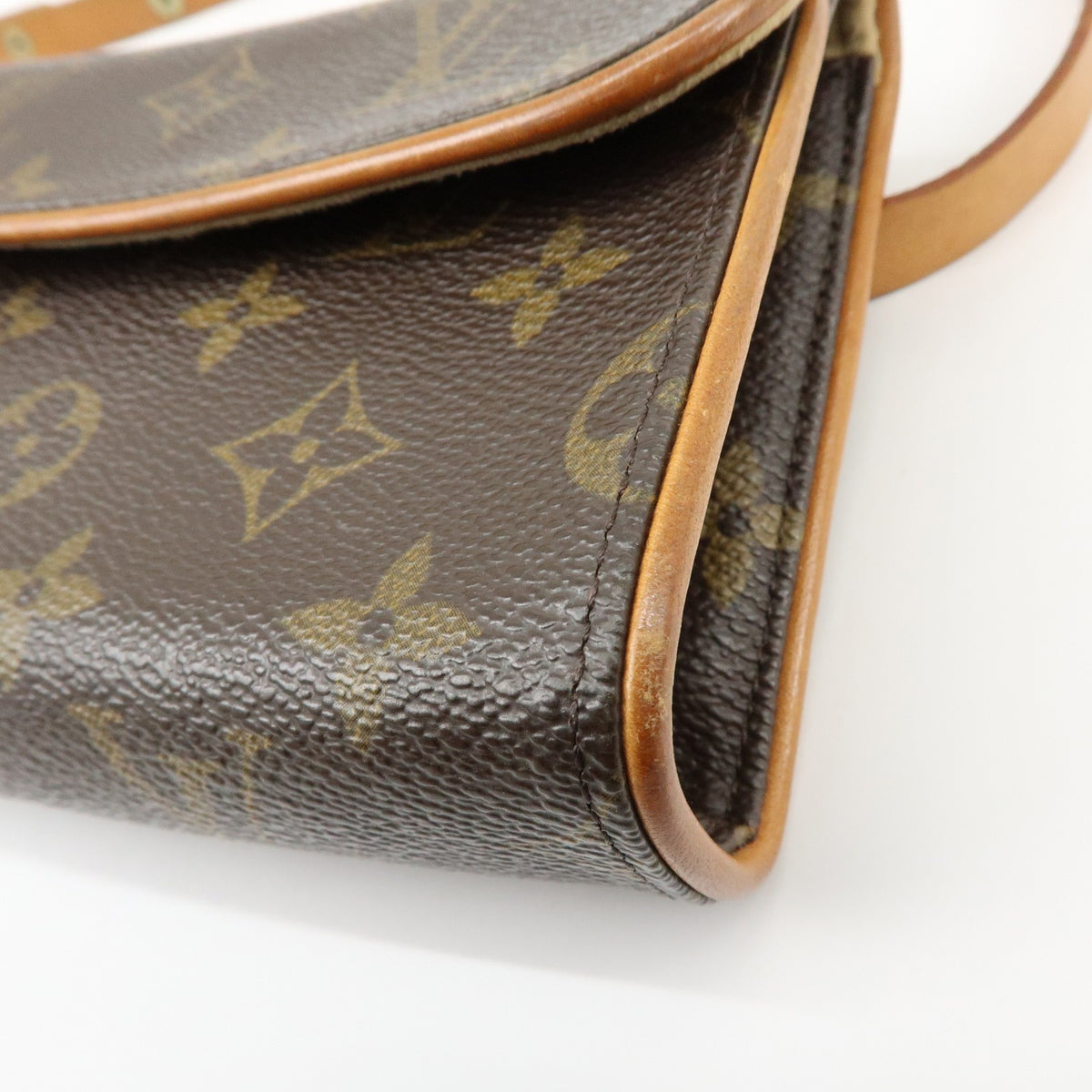 Louis Vuitton Florentine Waist Monogram Canvas Brown Canvas Handbag (Pre-Owned)