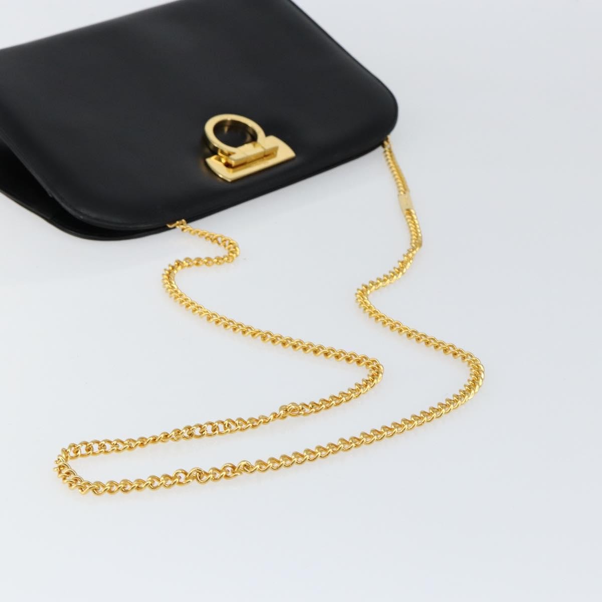 Salvatore Ferragamo Vintage Gancini Chain Leather Black Leather Shoulder Bag Bag (Pre-Owned)