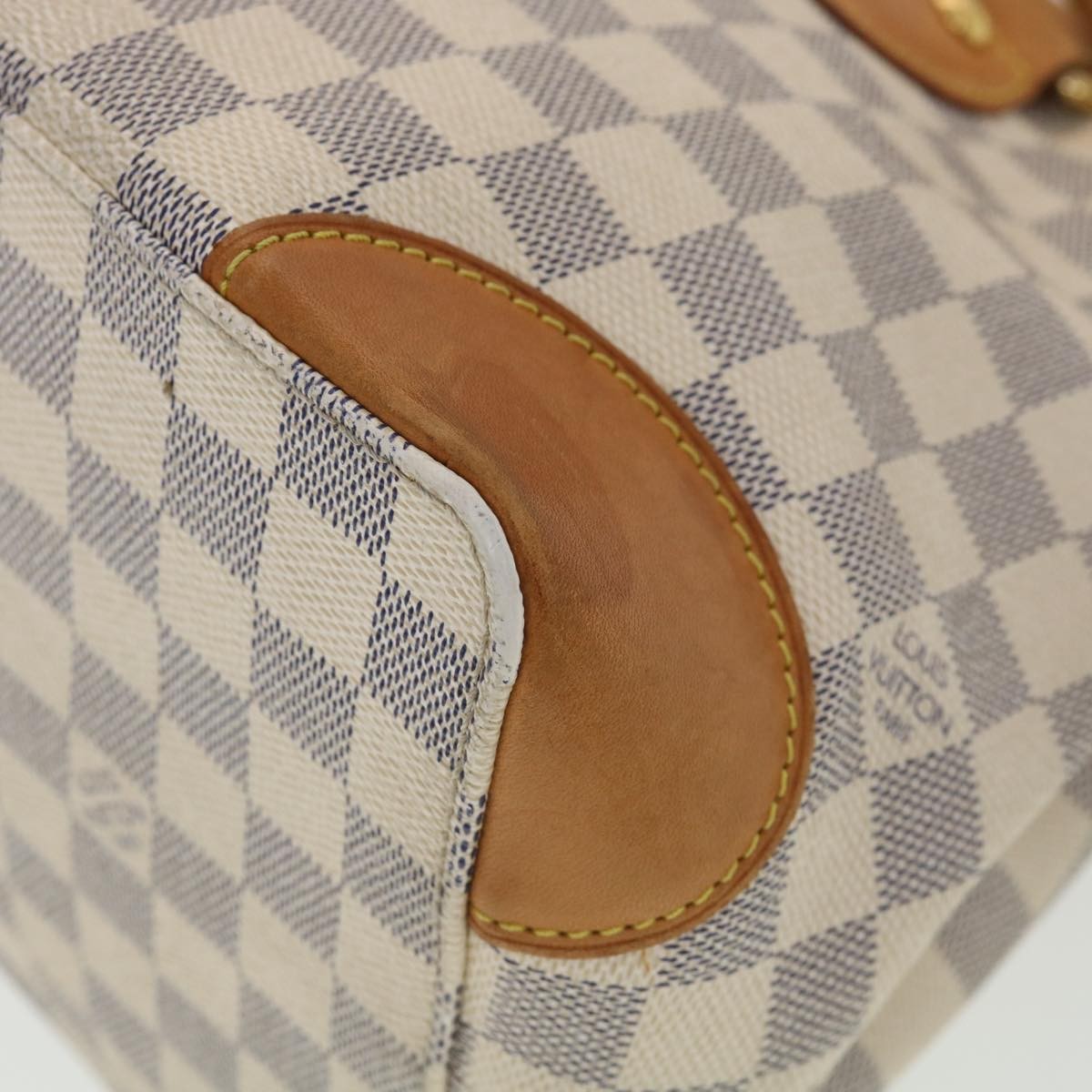 Louis Vuitton Hampstead Damier White Canvas Tote Bag Bag (Pre-Owned)
