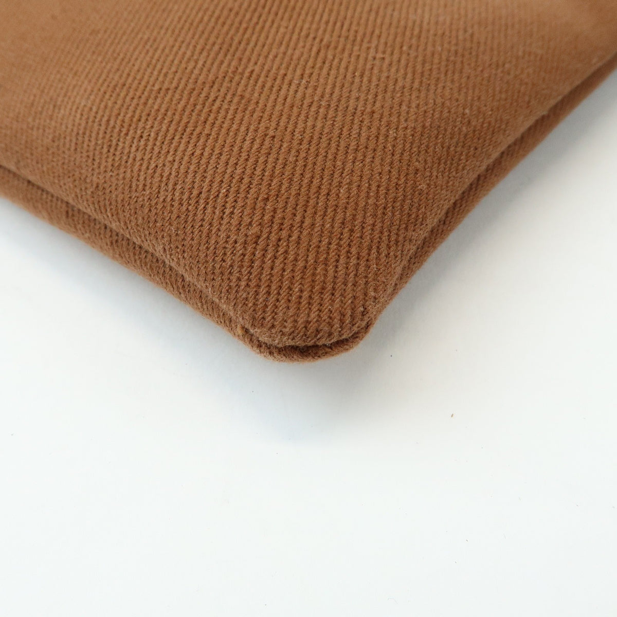 Saint Laurent Kahara Cassandra Canvas Brown Canvas Shoulder Bag Bag (Pre-Owned)