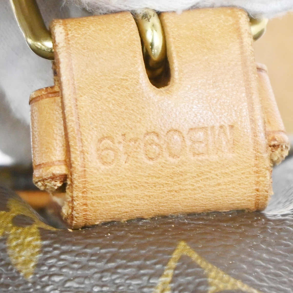 Louis Vuitton Saumur Monogram Brown Canvas Shoulder Bag Bag (Pre-Owned)