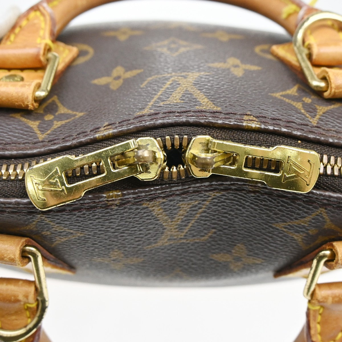 Louis Vuitton Alma Monogram Canvas Brown Canvas Handbag (Pre-Owned)