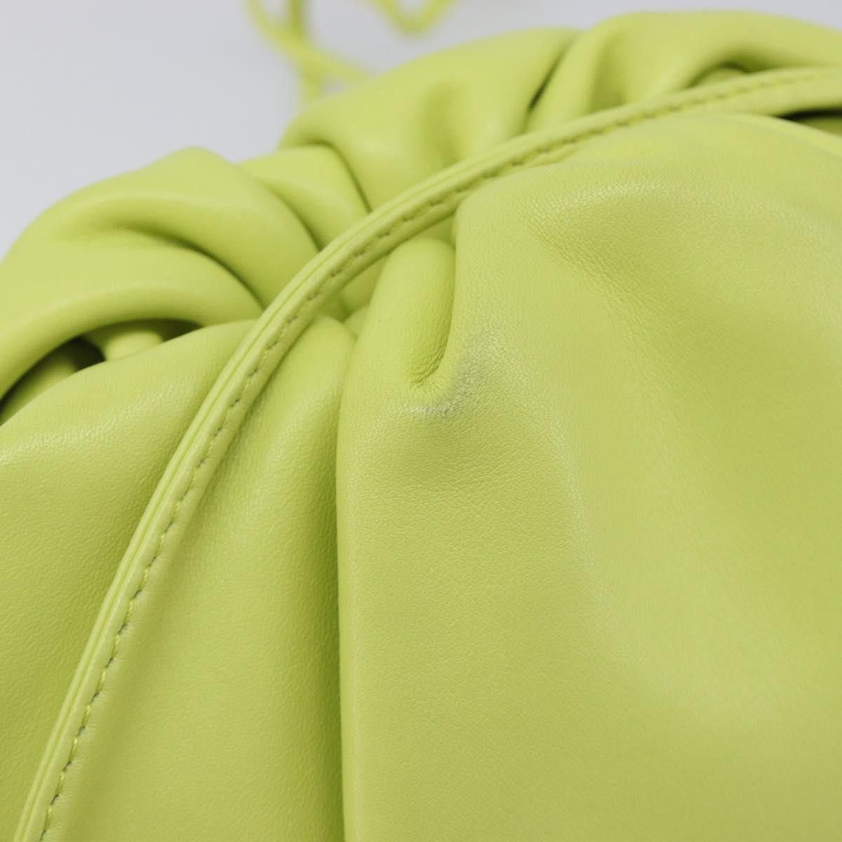Bottega Veneta The Pouch Coin Purse Leather Green Leather Clutche & Pouche Bag (Pre-Owned)