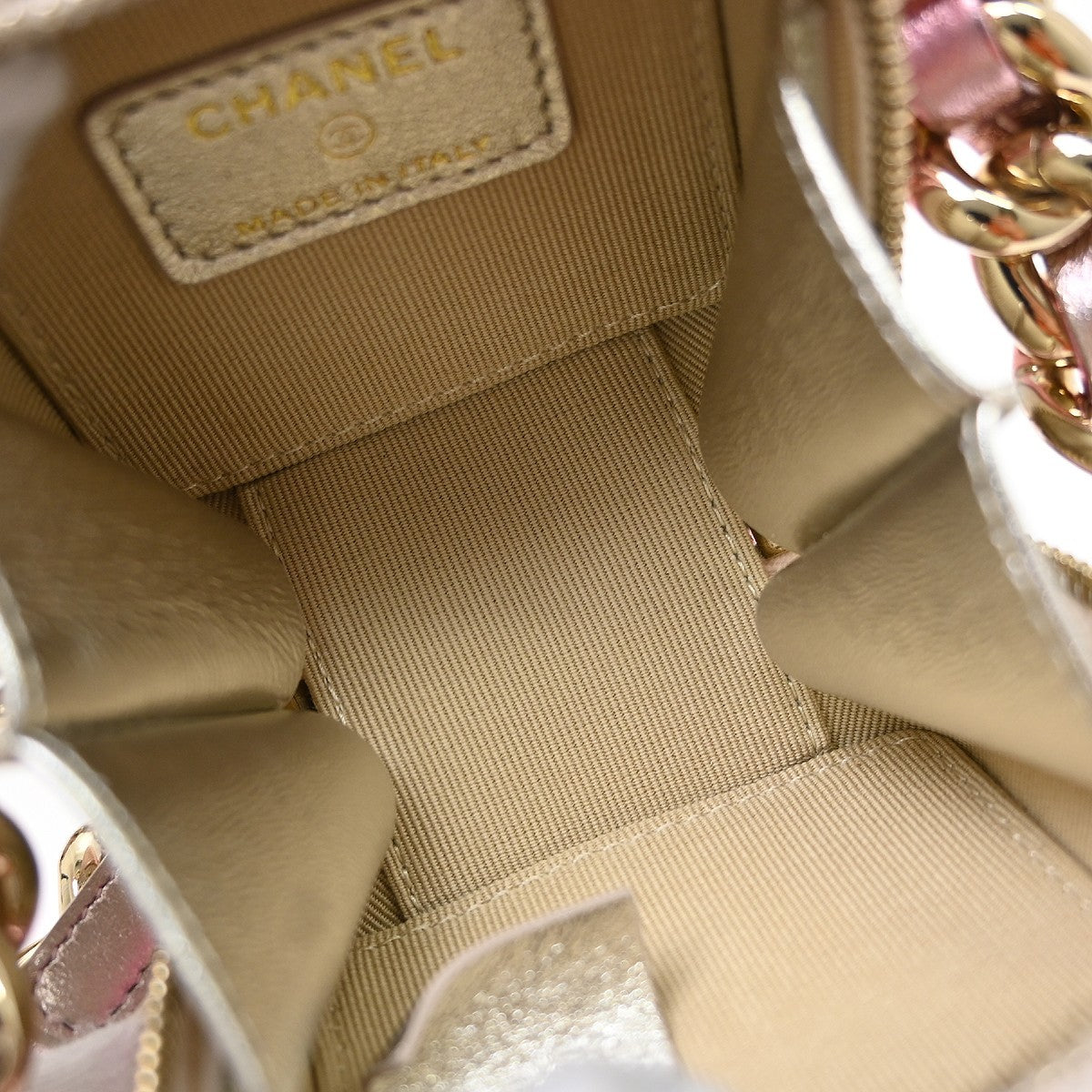 Chanel Like A Wallet Clutch With Chain Quilted Gradient Metallic Lambskin Pink Leather Shoulder Bag Bag (Pre-Owned)