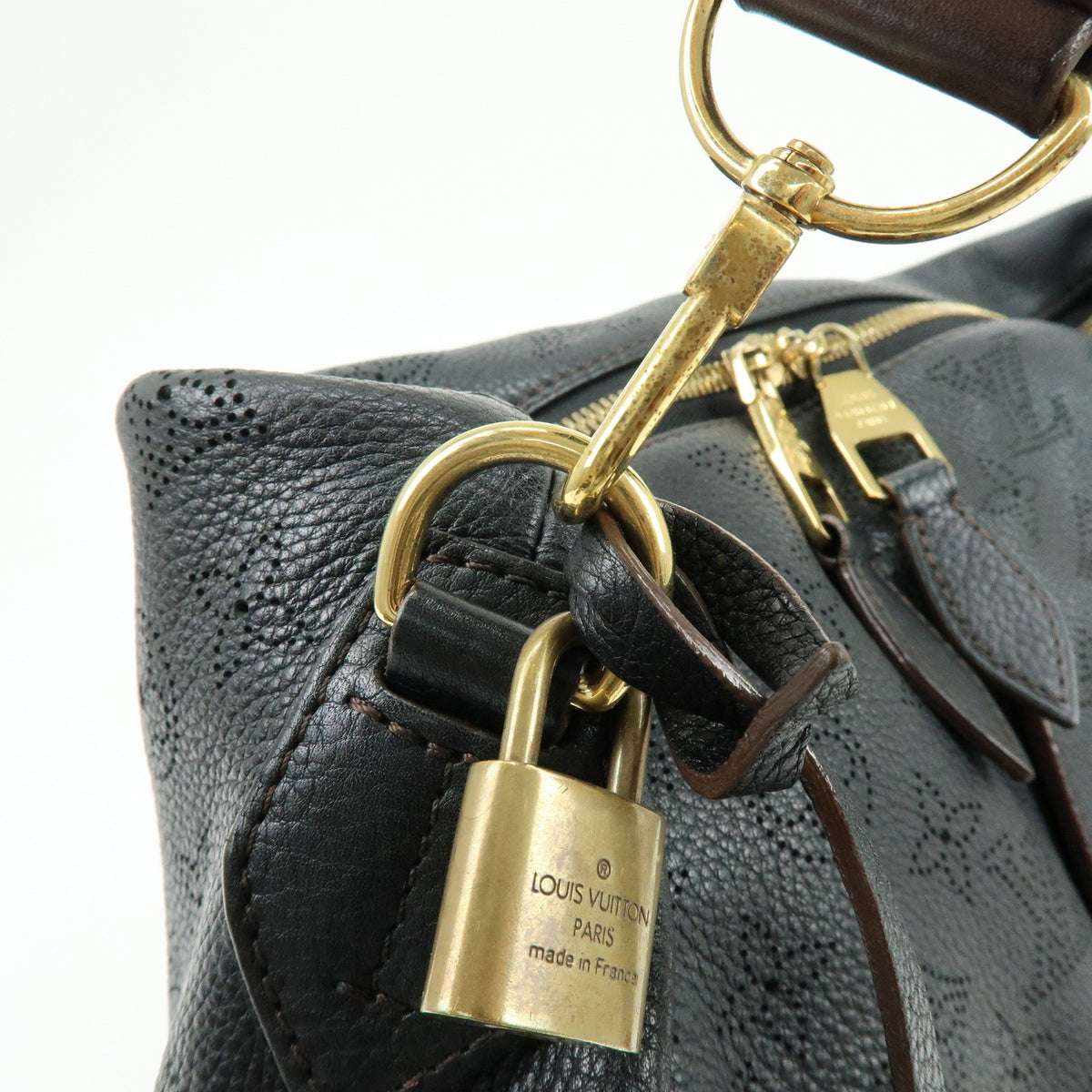 Louis Vuitton Selene Mahina Leather Black Leather Handbag (Pre-Owned)
