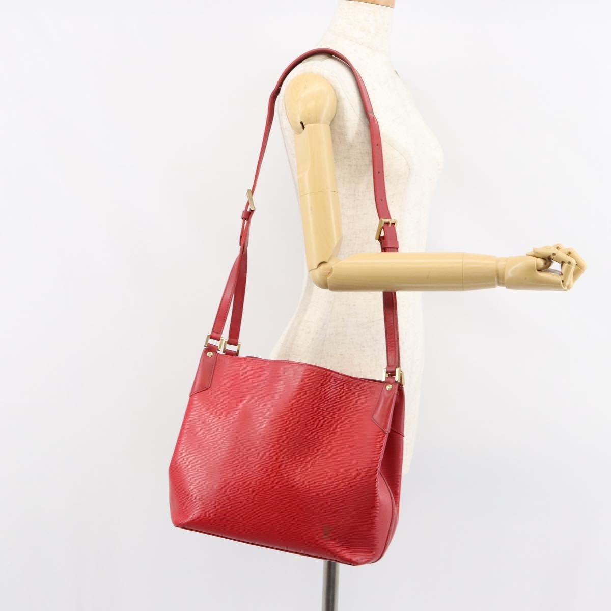 Louis Vuitton Mandara Epi Leather Red Leather Shoulder Bag Bag (Pre-Owned)