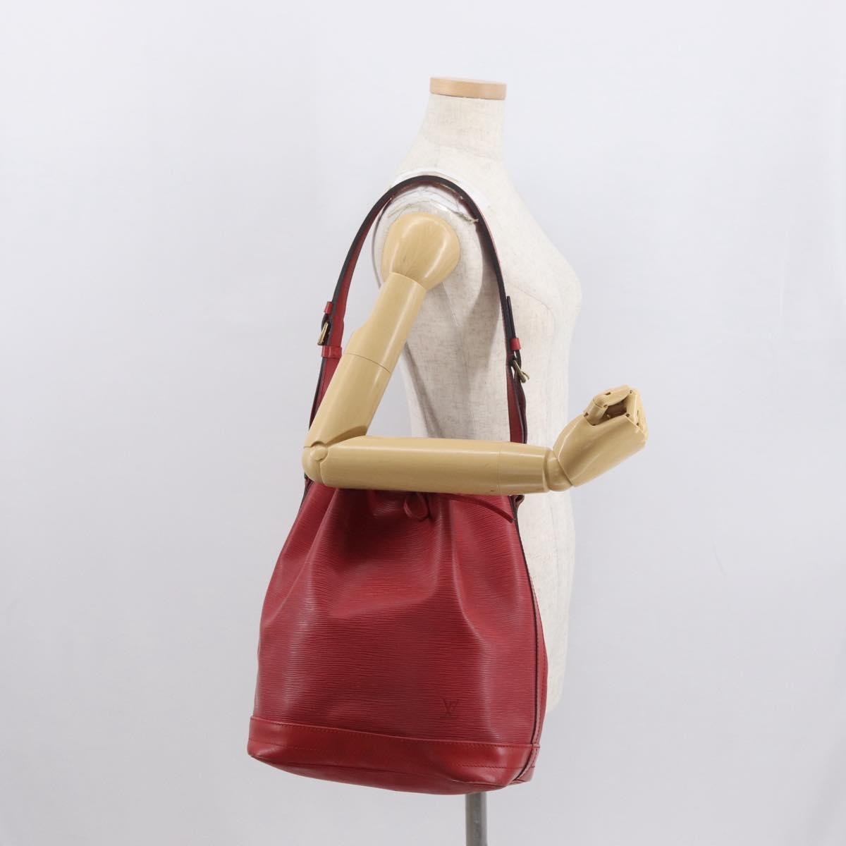 Louis Vuitton Noe Epi Leather Red Leather Shoulder Bag Bag (Pre-Owned)