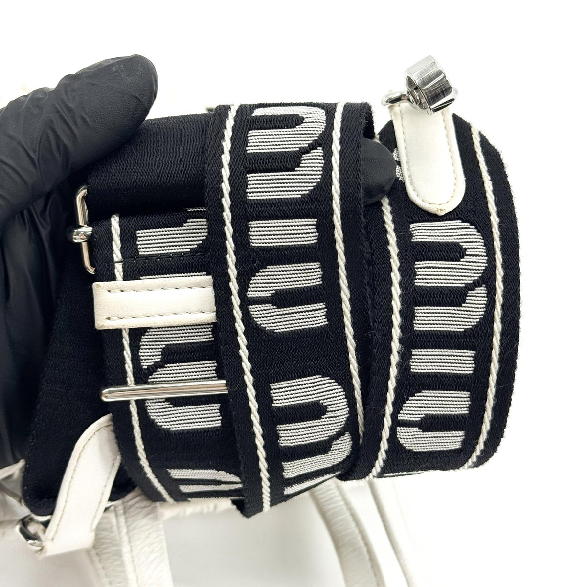 Miu Miu Matelassé Nappa Leather Top Handle Bag Leather White Leather Clutche & Pouche Bag (Pre-Owned)