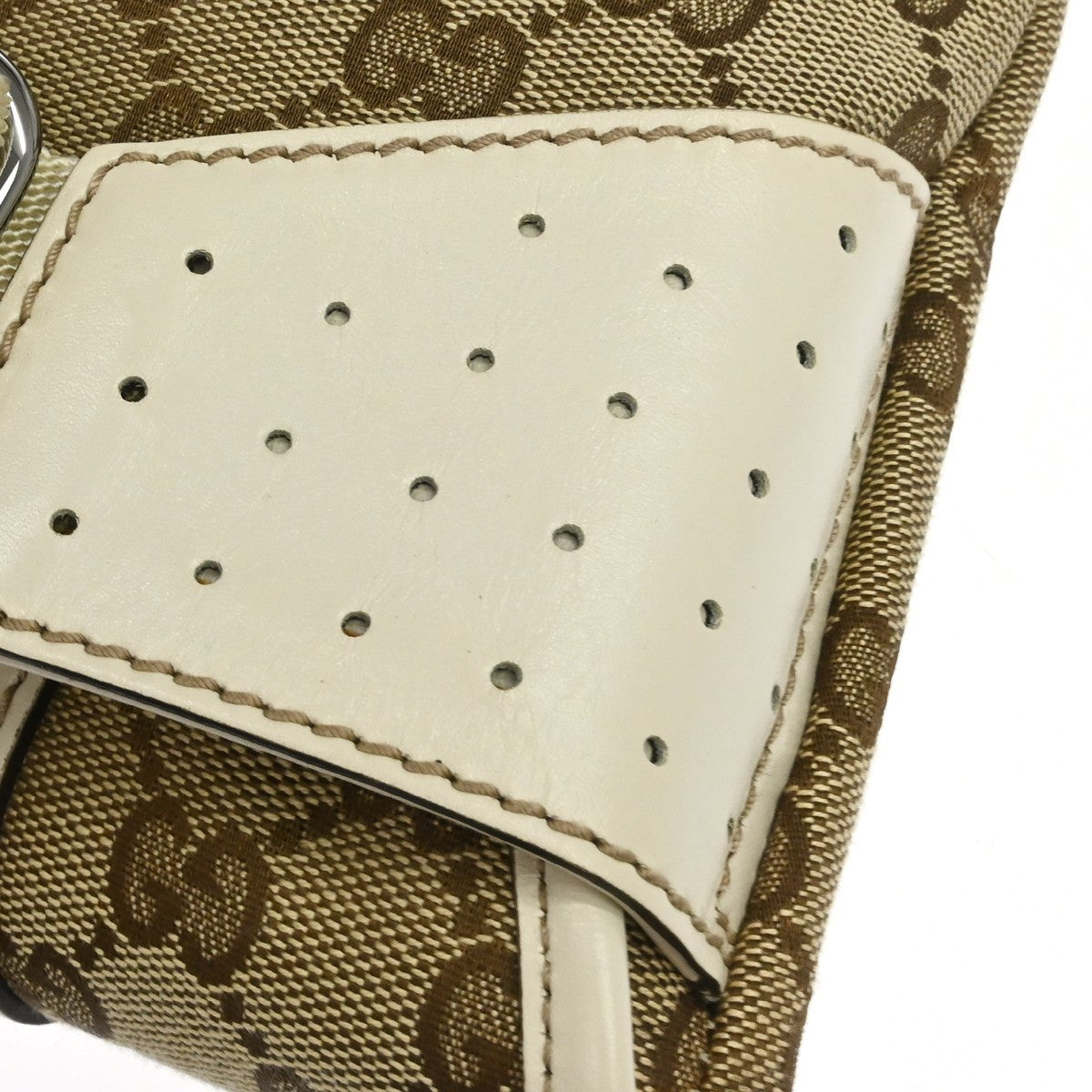 Gucci Waist Belt Bag (Outlet) Gg Canvas And Leather Beige Canvas Crossbody Bag Bag (Pre-Owned)