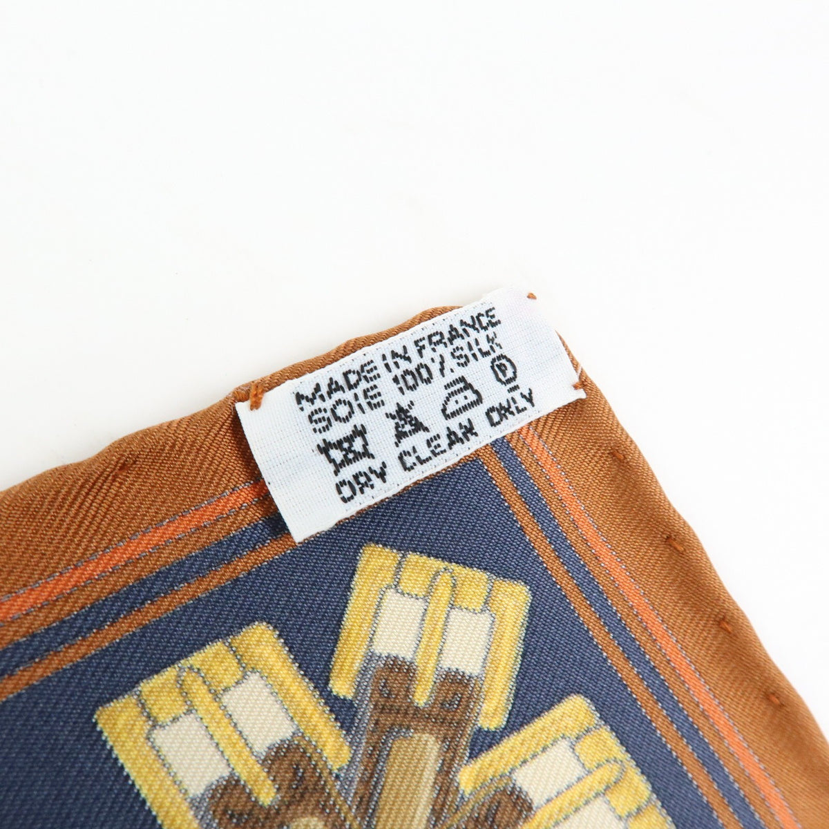 Hermes Carré 42 Silk Multicolour Silk Scarve & Shawl Accessory (Pre-Owned)