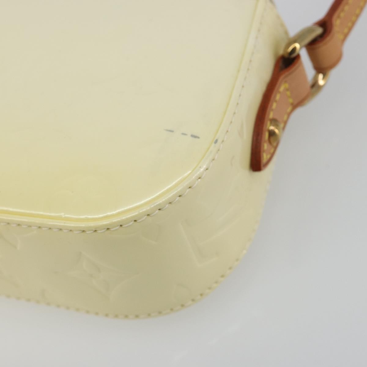 Louis Vuitton Malibu Street Monogram Patent Leather Beige Patent_Leather Shoulder Bag Bag (Pre-Owned)