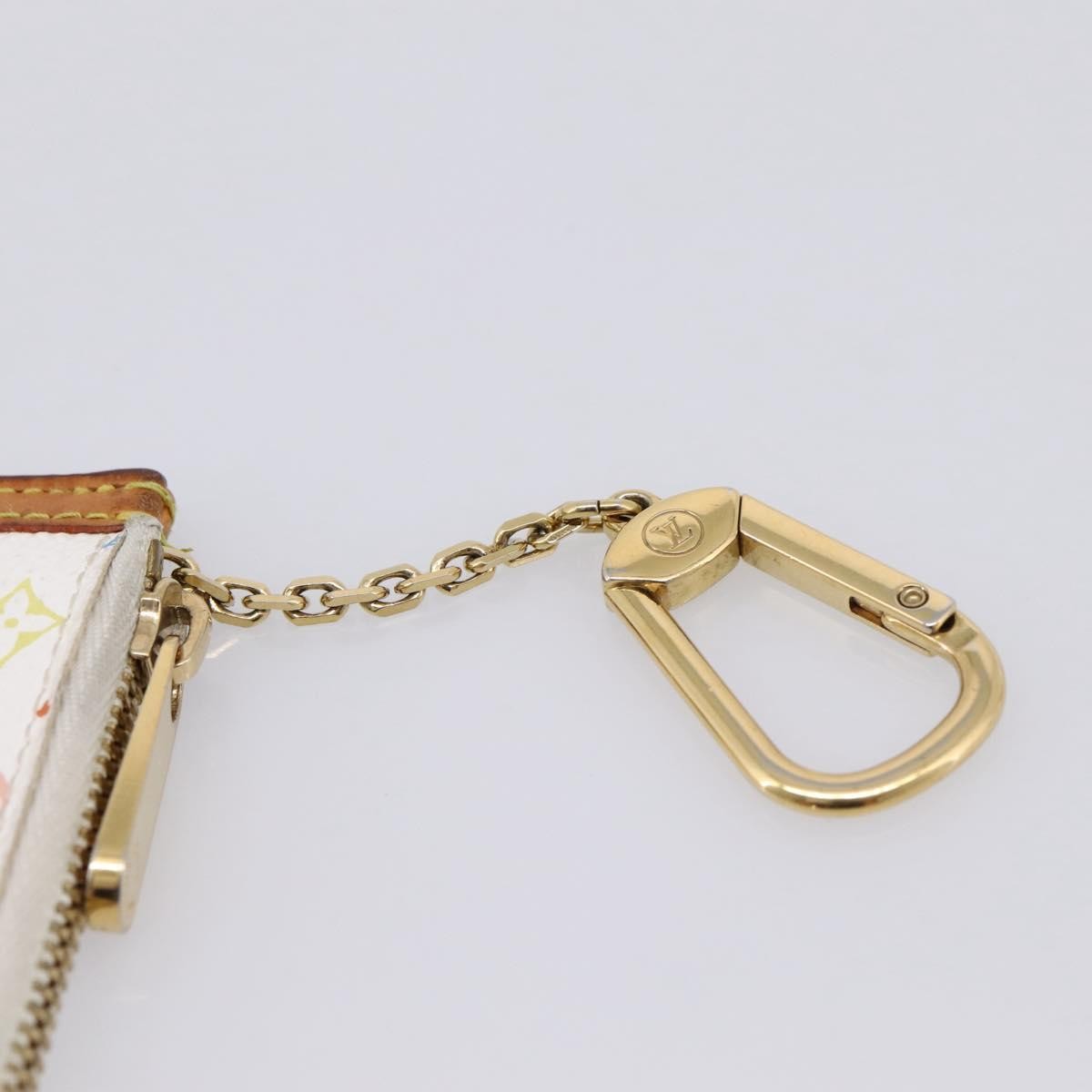 Louis Vuitton Pochette Clés Monogram Canvas White Canvas Wallets Accessory (Pre-Owned)