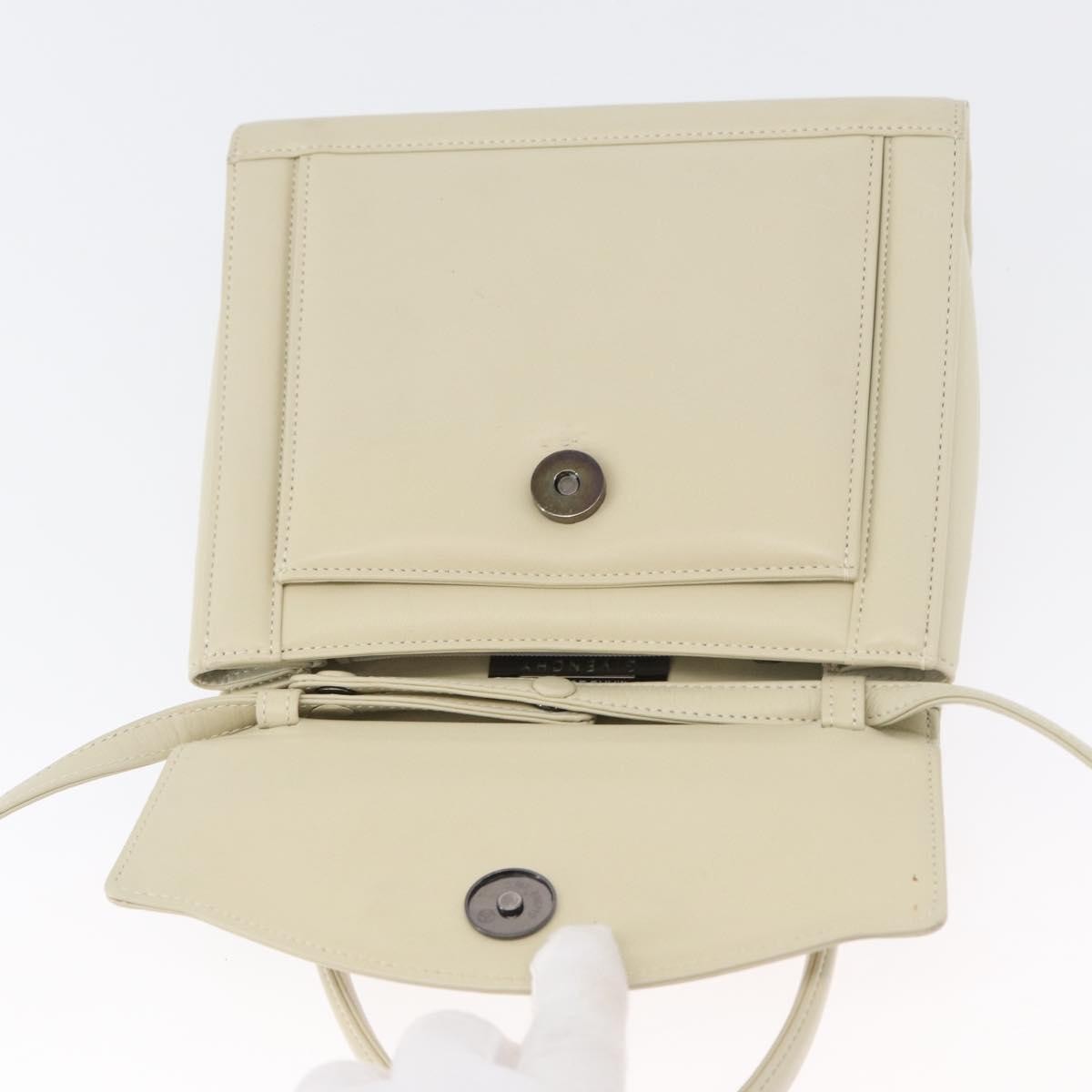 Givenchy Vintage Leather Beige Leather Handbag (Pre-Owned)
