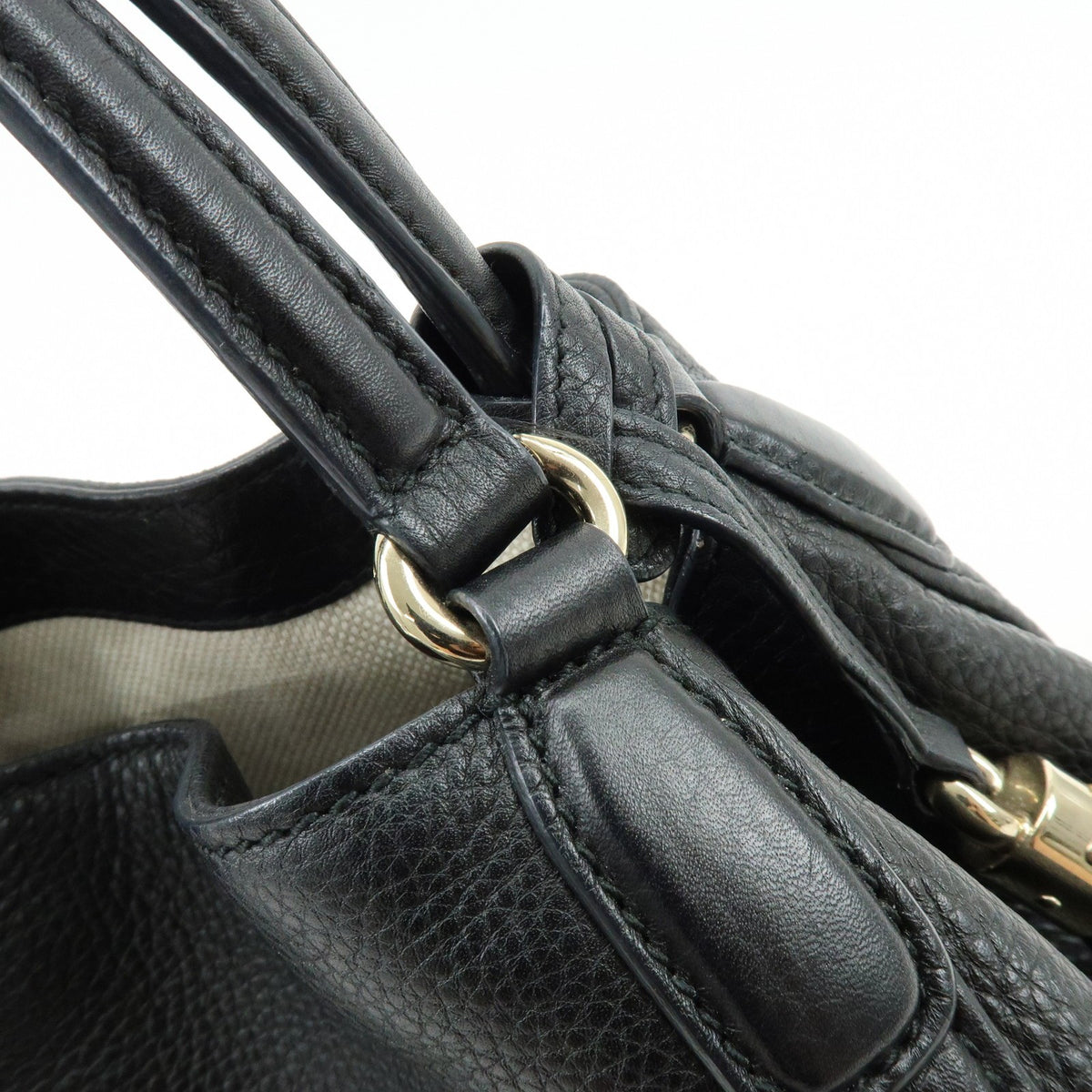 Gucci Soho Leather Black Leather Shoulder Bag Bag (Pre-Owned)