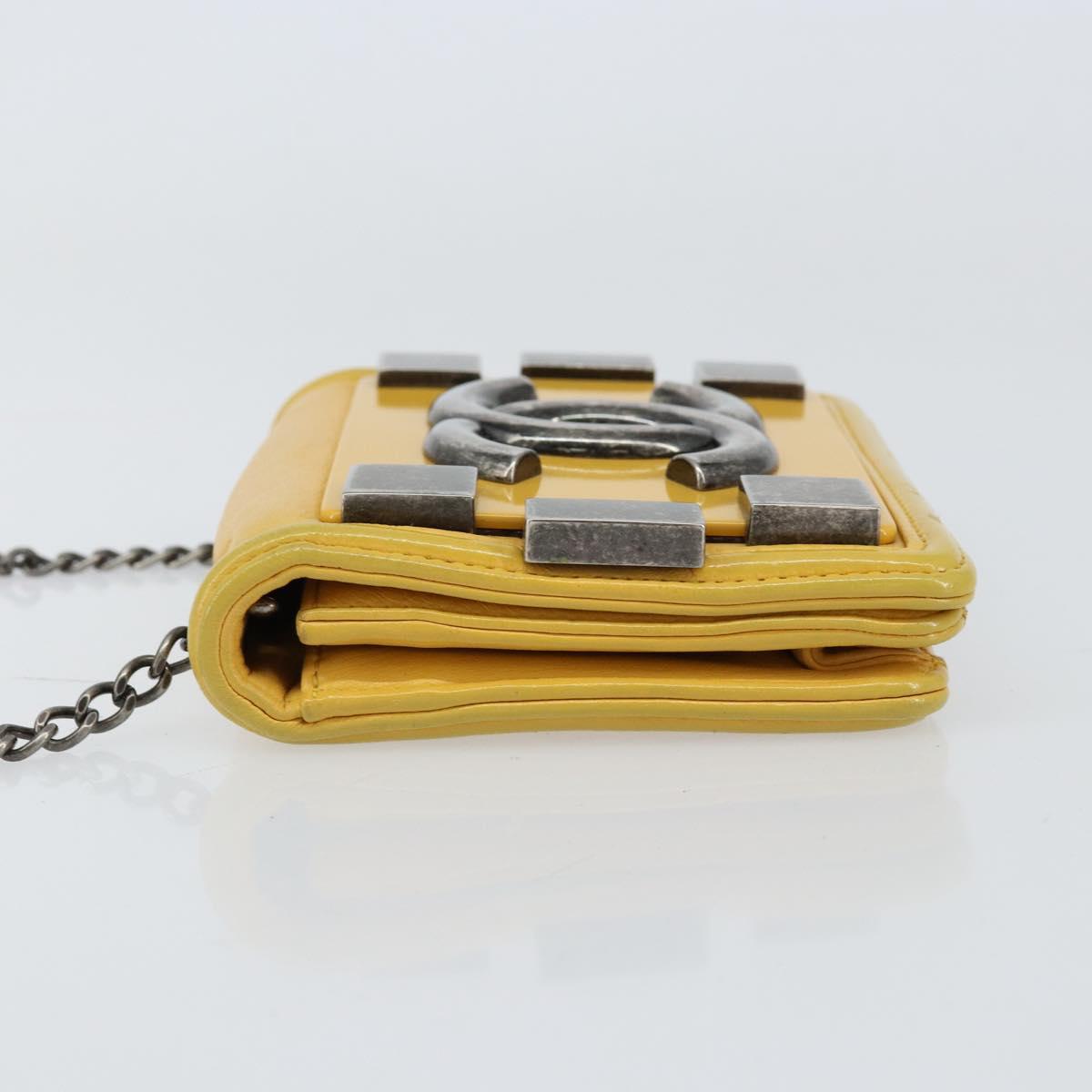 Chanel Boy Brick Flap Bag Lambskin And Plexiglass Yellow Leather Clutche & Pouche Bag (Pre-Owned)