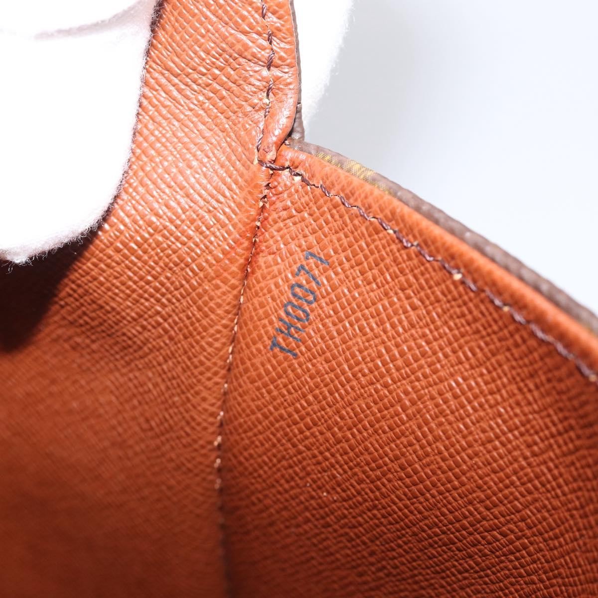 Louis Vuitton Saint Cloud Monogram Canvas Brown Canvas Handbag (Pre-Owned)