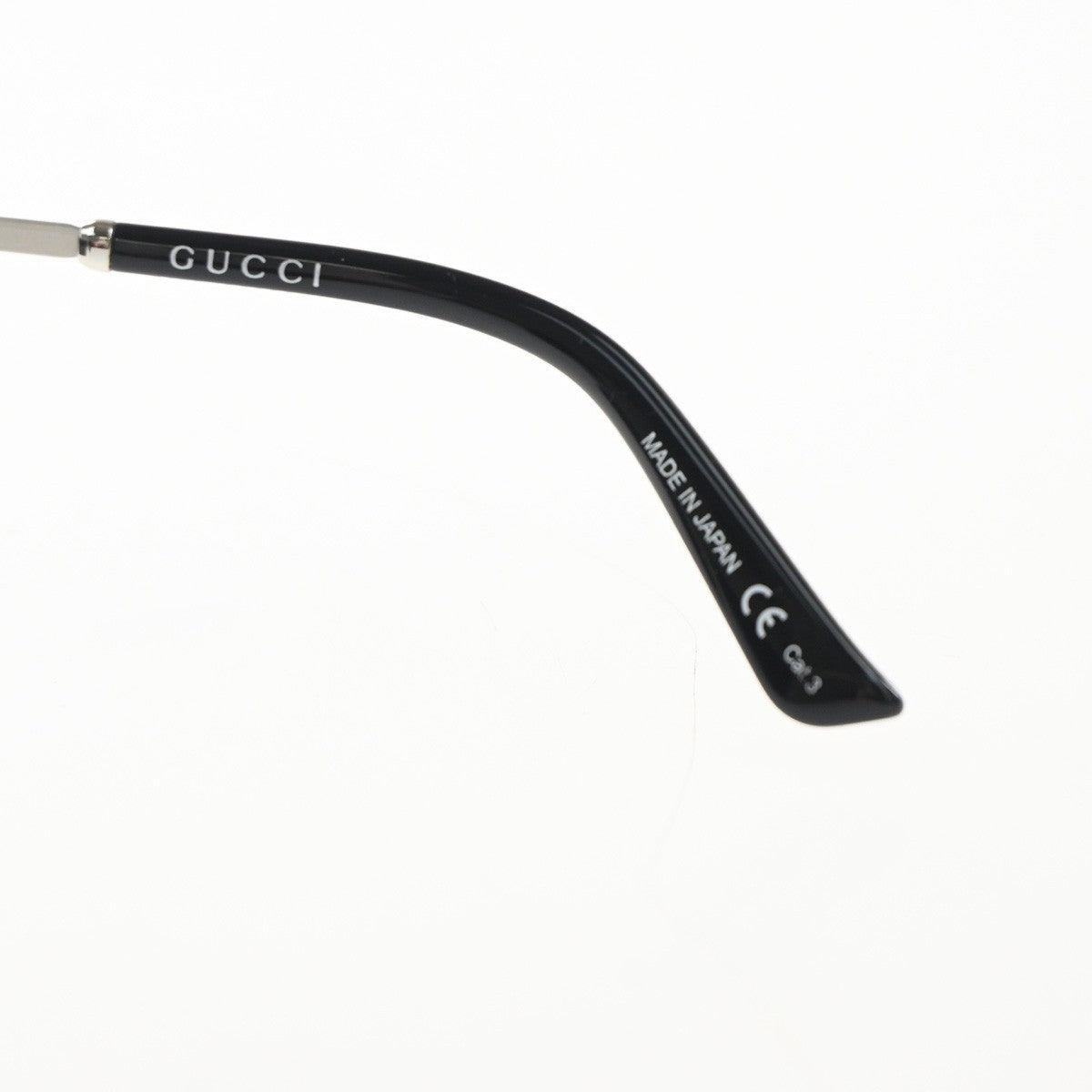 Gucci Eyewear Sunglasses Black Plastic Sunglasse Accessory (Pre-Owned)